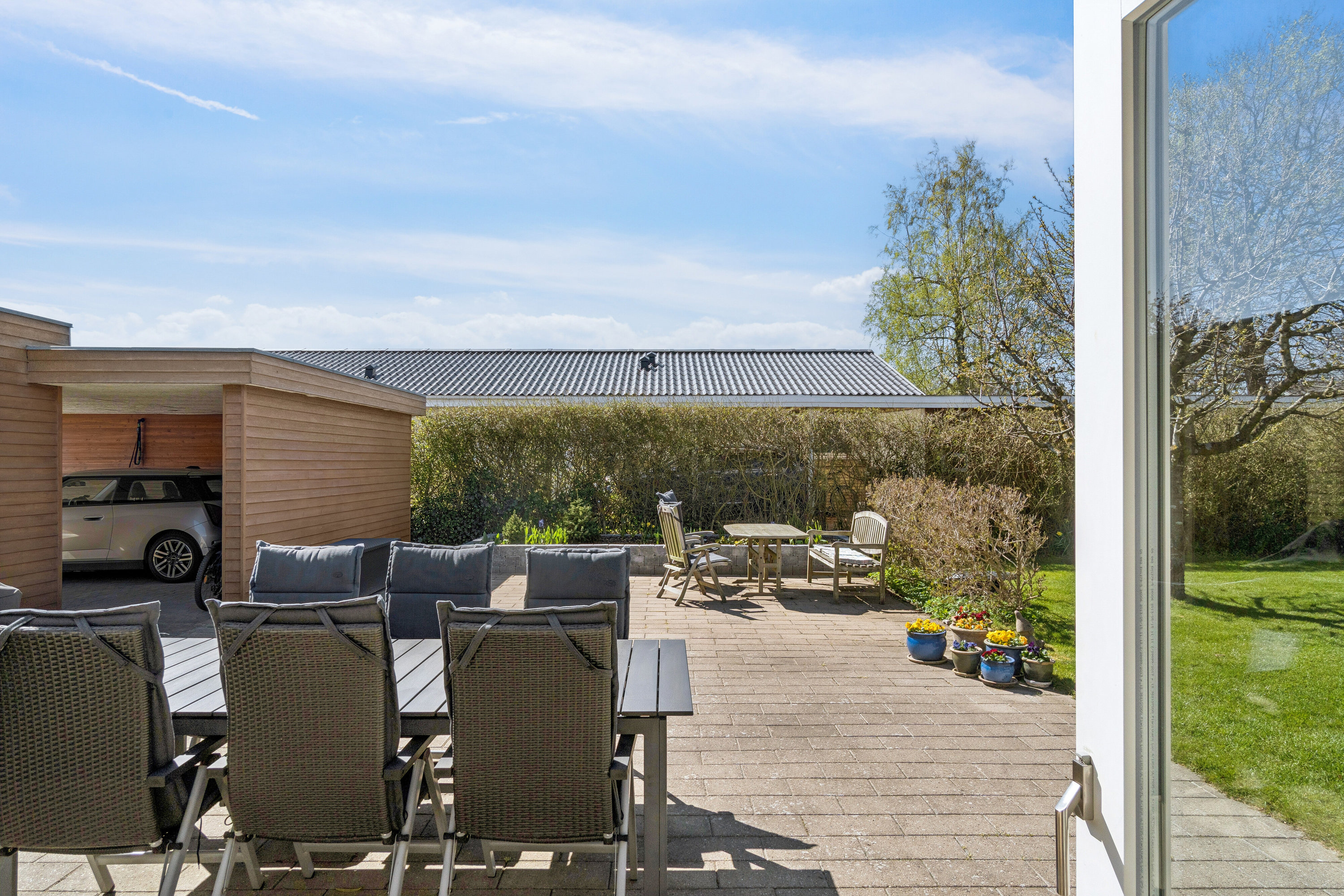 Fremhævet have billede i fuldskærmstilstand. Billede af Engholmparken 26, Himmelev, 4000 Roskilde