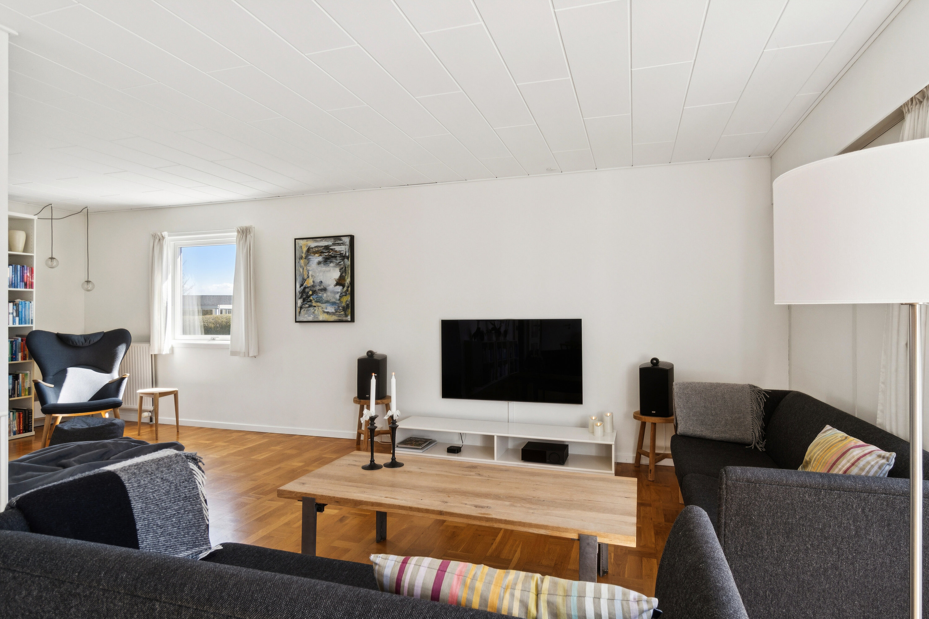 Fremhævet alrum billede i fuldskærmstilstand. Billede af Engholmparken 26, Himmelev, 4000 Roskilde