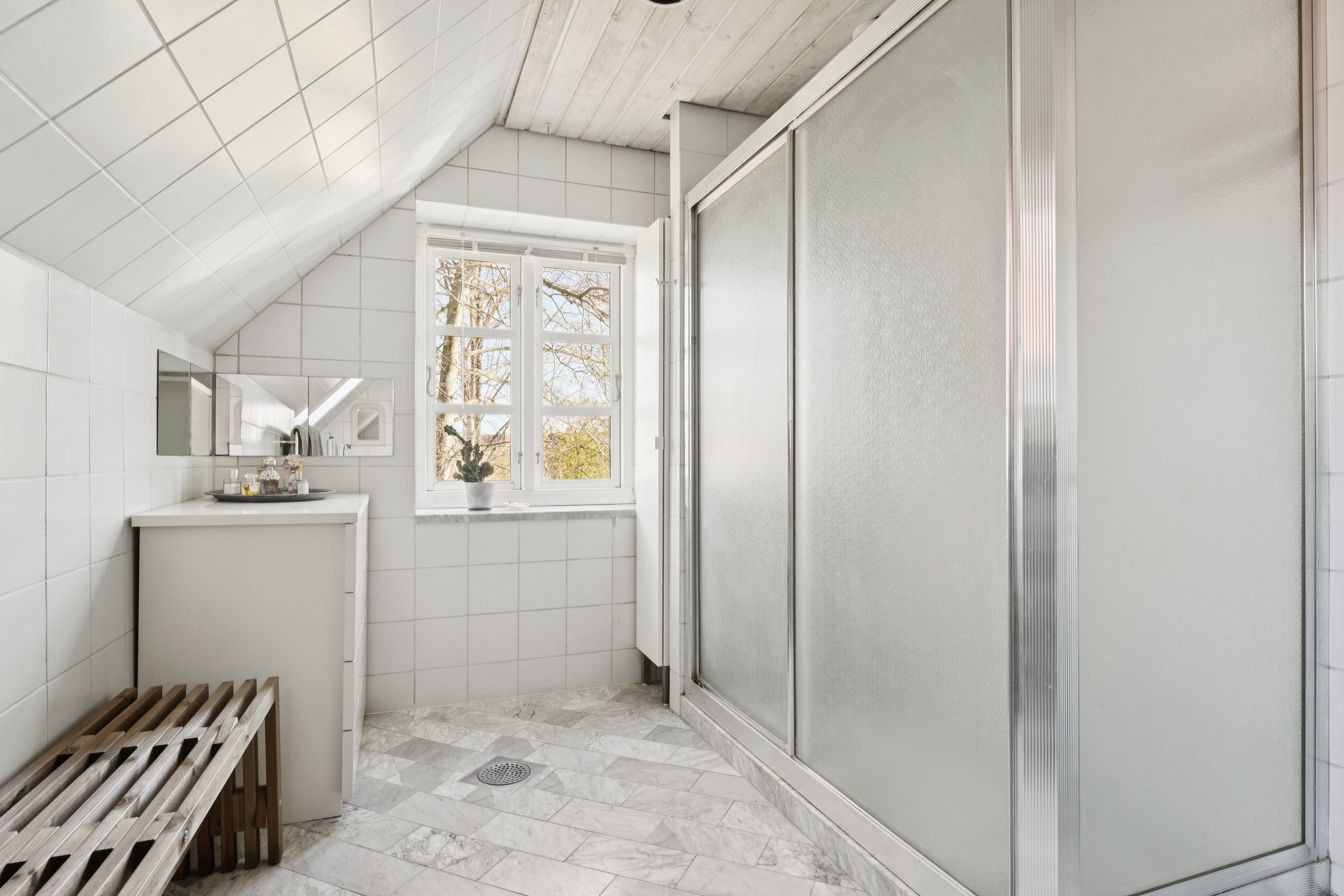 Fremhævet gang billede i fuldskærmstilstand. Billede af Kristrupvej 55, 8960 Randers SØ