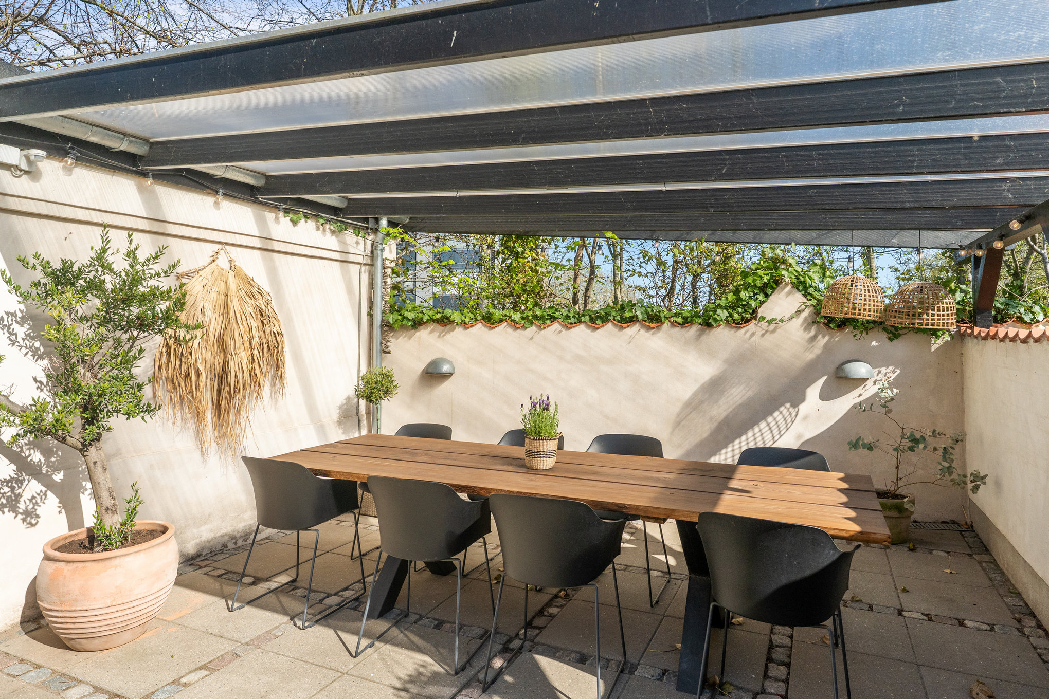 Fremhævet terrasse billede i fuldskærmstilstand. Billede af Kristrupvej 55, 8960 Randers SØ