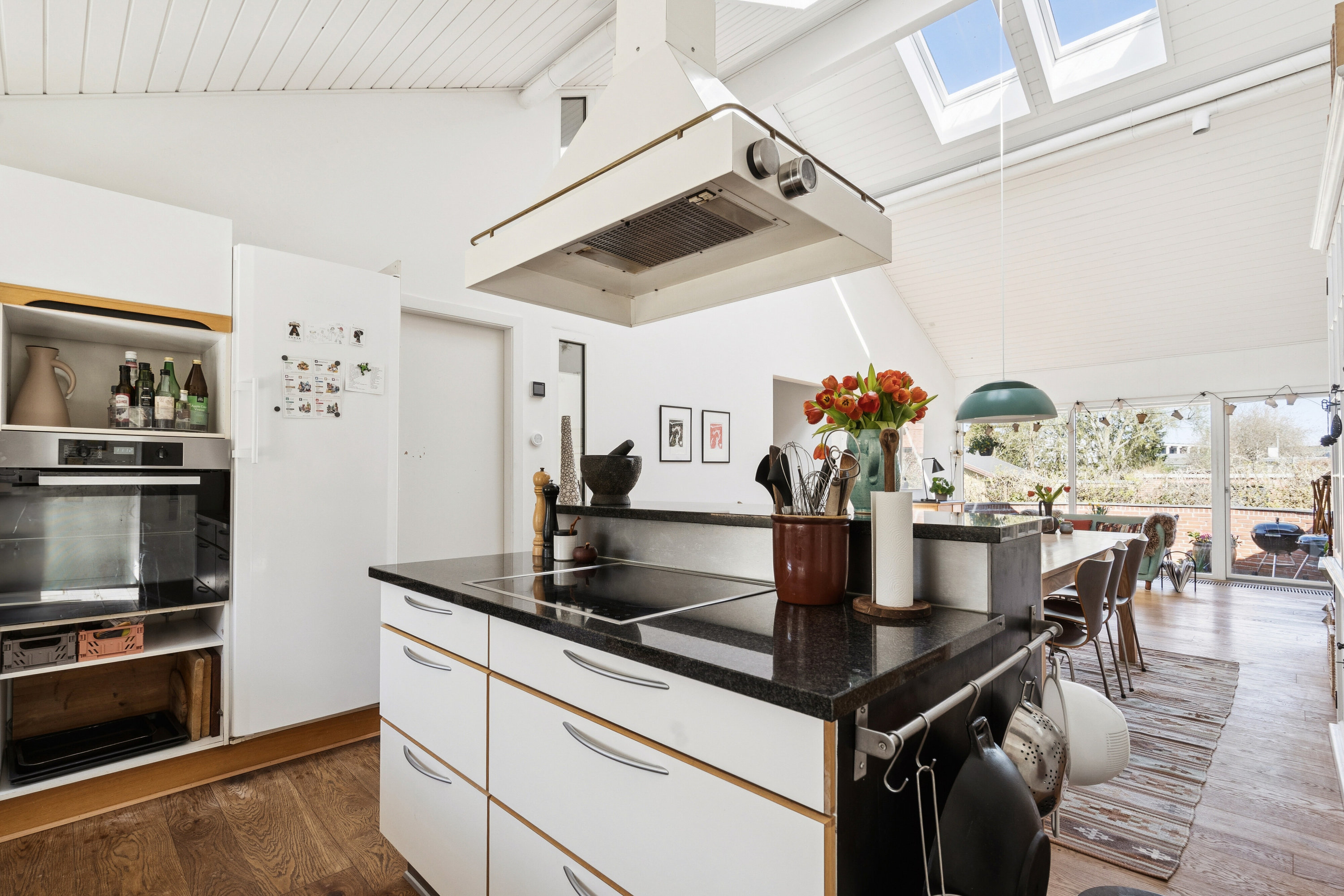 Fremhævet køkken billede i fuldskærmstilstand. Billede af Tyrrestrupvej 9, 8270 Højbjerg