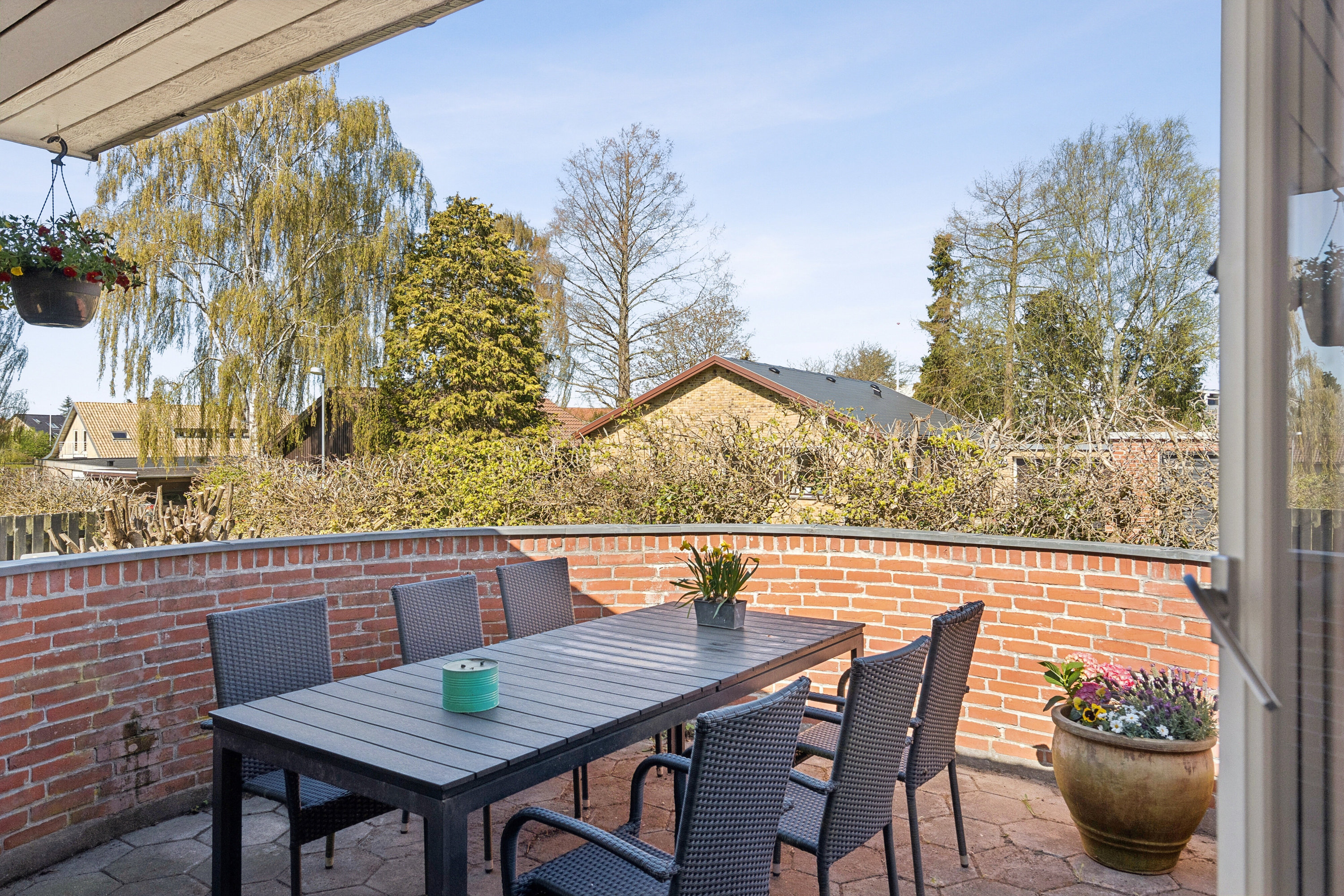 Fremhævet terrasse billede i fuldskærmstilstand. Billede af Tyrrestrupvej 9, 8270 Højbjerg