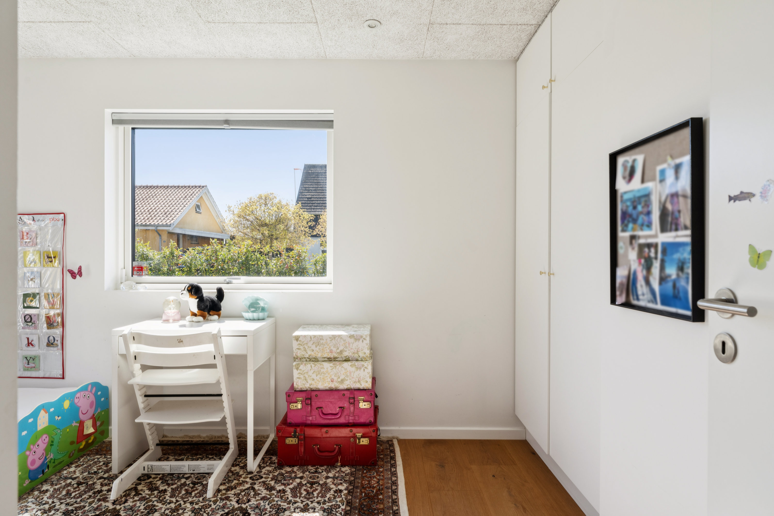 Fremhævet gang billede i fuldskærmstilstand. Billede af Vibevej 11, 8240 Risskov