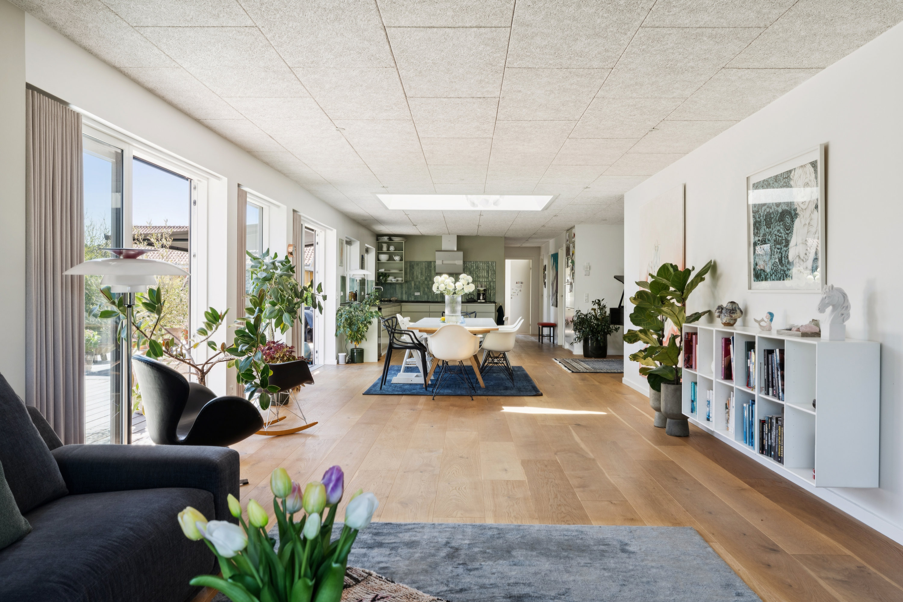 Fremhævet stue billede i fuldskærmstilstand. Billede af Vibevej 11, 8240 Risskov