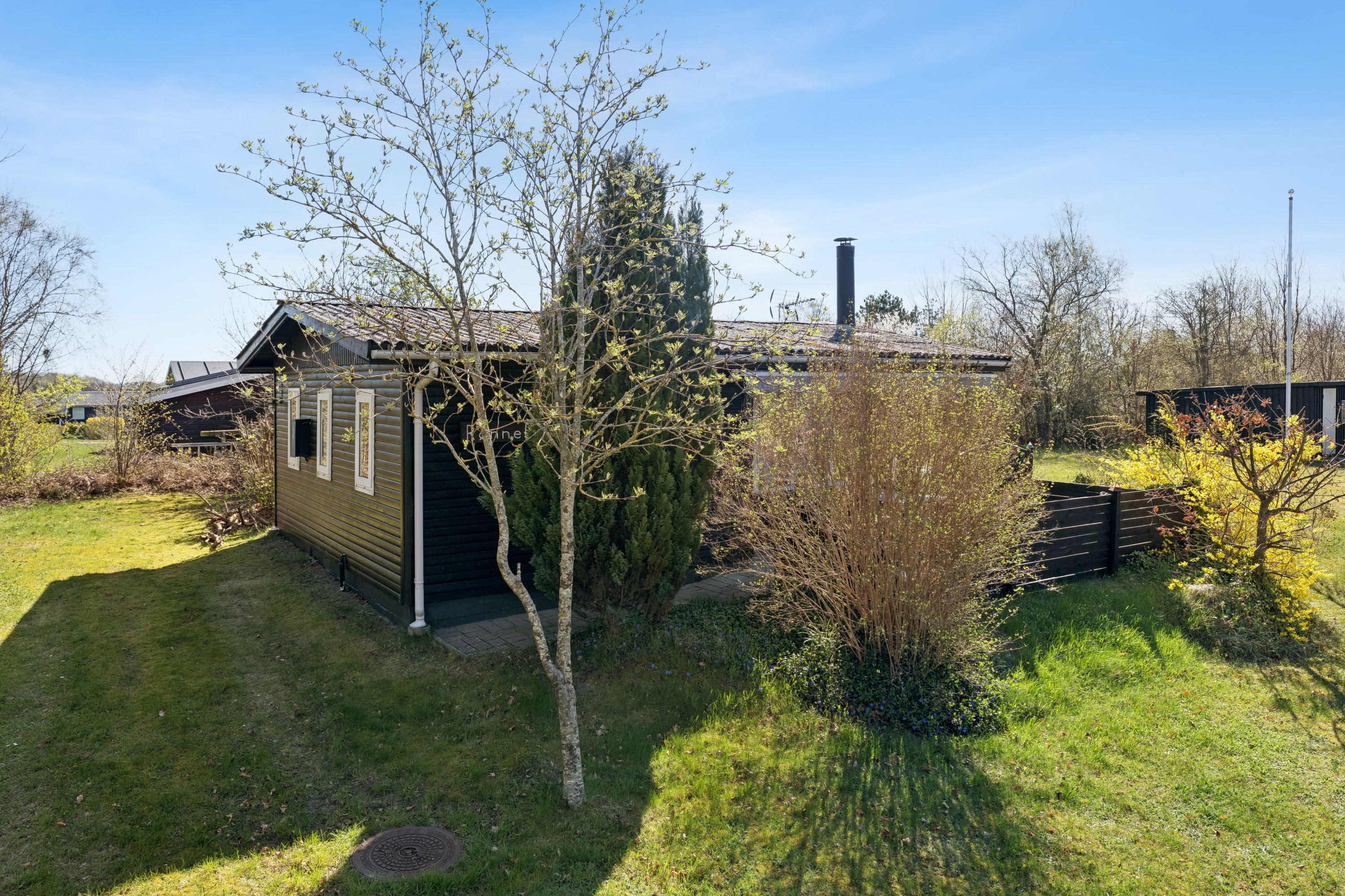 Fremhævet andet billede i fuldskærmstilstand. Billede af Pilevænget 31, Øer Strand, 8400 Ebeltoft