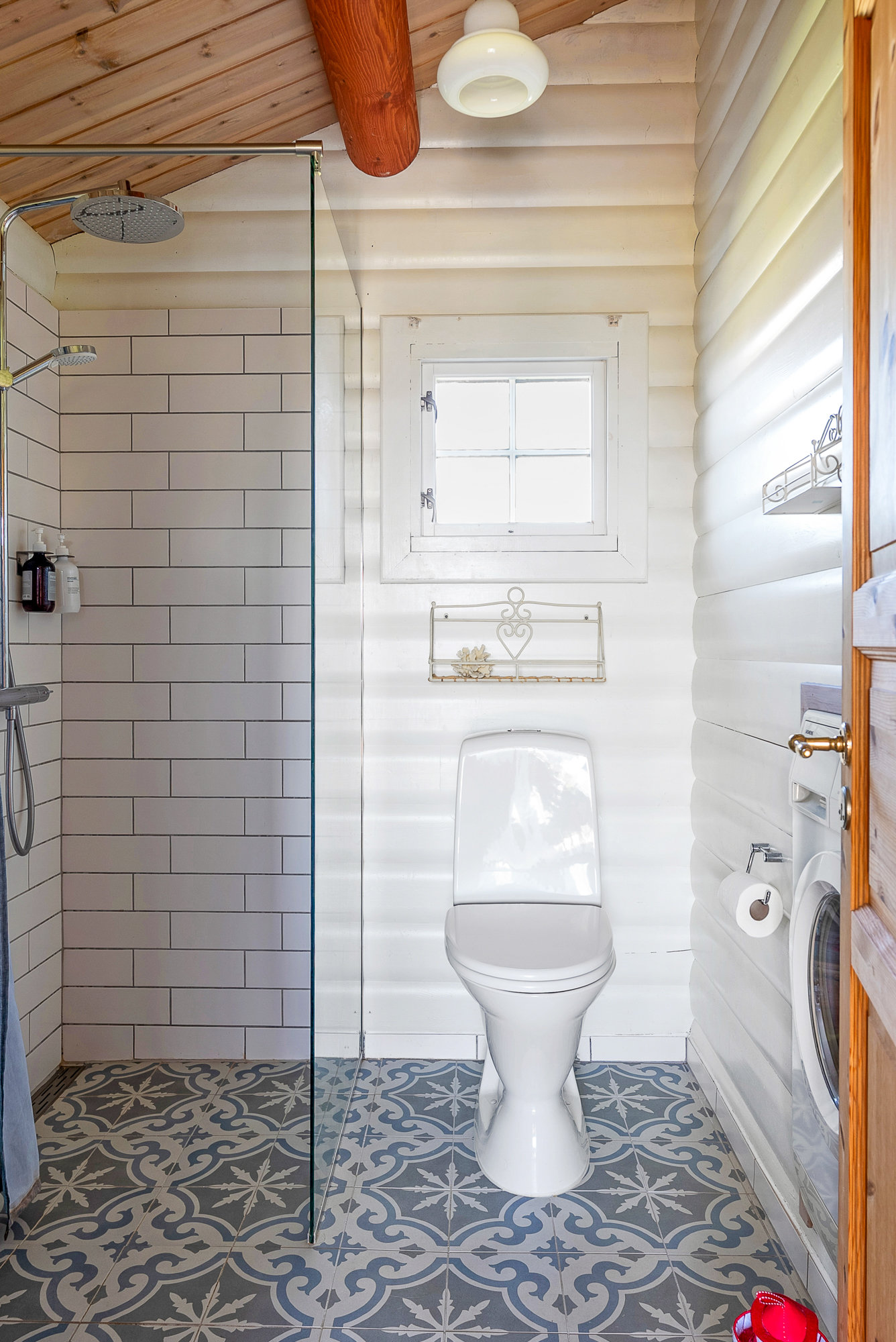 Fremhævet badeværelse billede i fuldskærmstilstand. Billede af Østre Strandvej 223, Hasmark Strand, 5450 Otterup