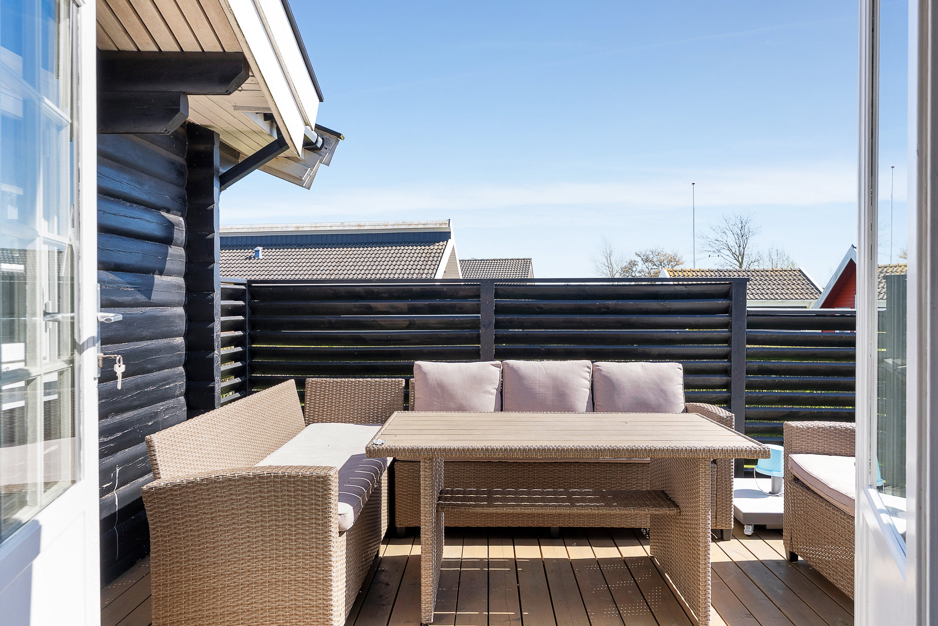 Fremhævet terrasse billede i fuldskærmstilstand. Billede af Østre Strandvej 223, Hasmark Strand, 5450 Otterup