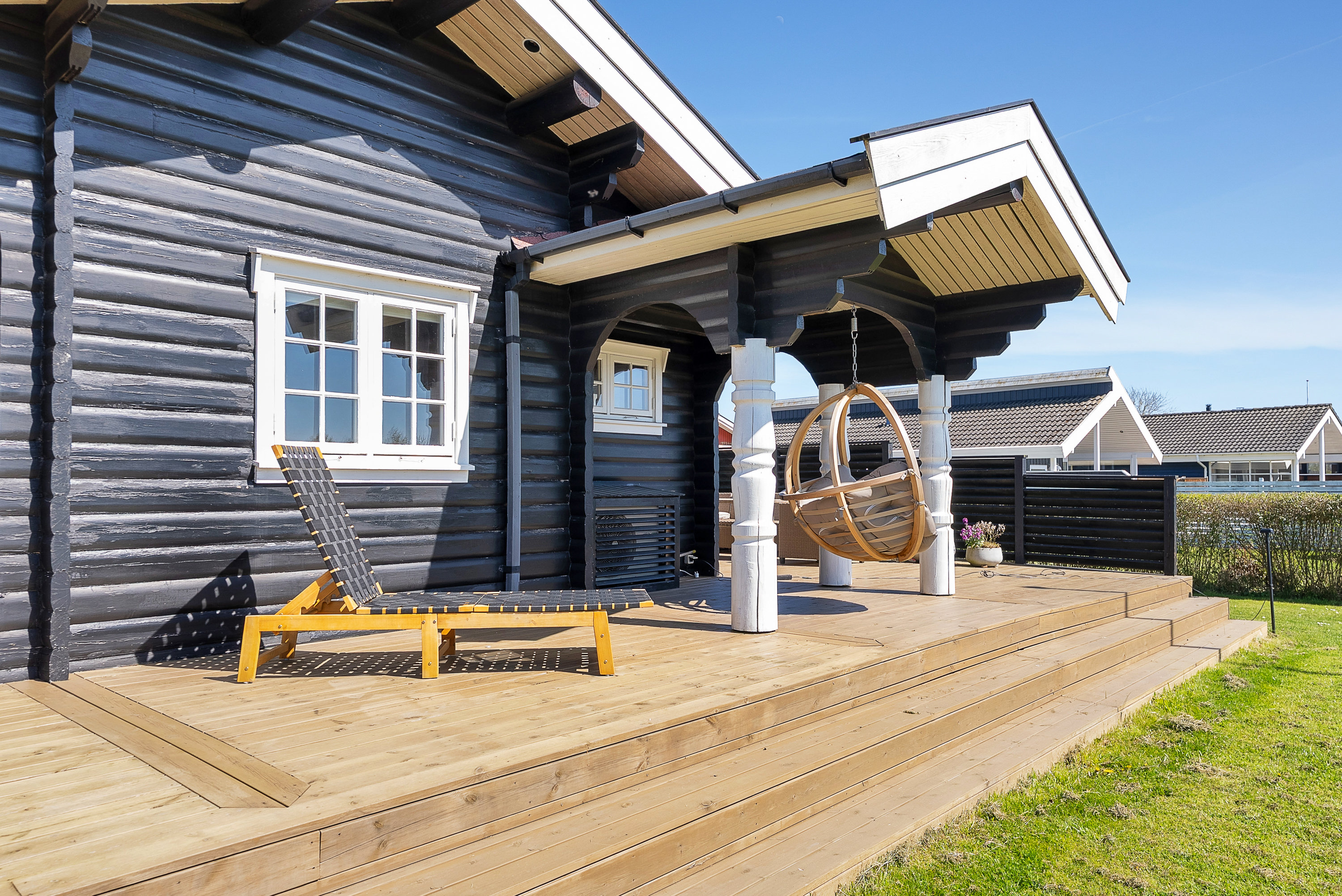 Fremhævet terrasse billede i fuldskærmstilstand. Billede af Østre Strandvej 223, Hasmark Strand, 5450 Otterup