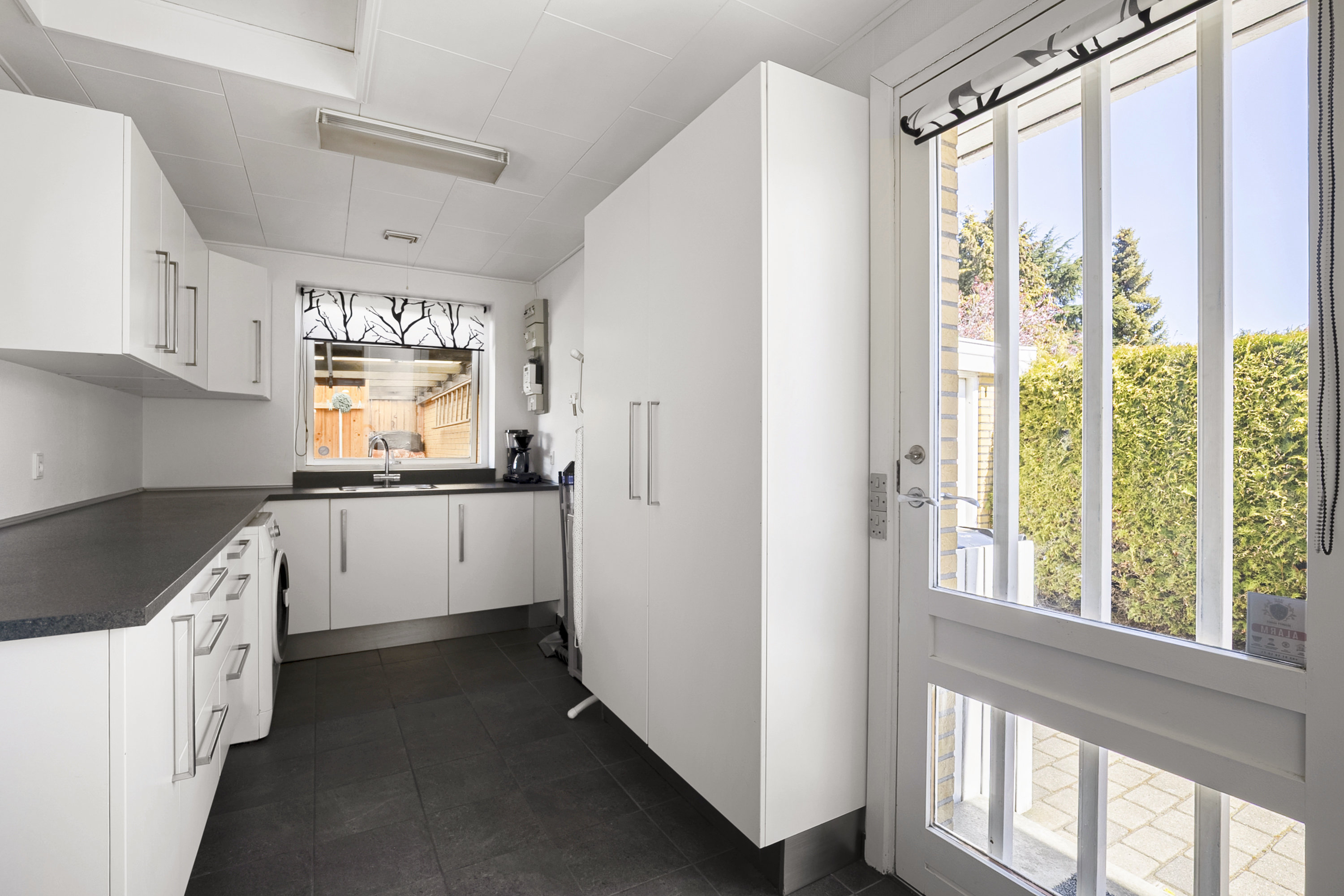 Fremhævet køkken billede i fuldskærmstilstand. Billede af Tvedvænget 27, 5240 Odense NØ