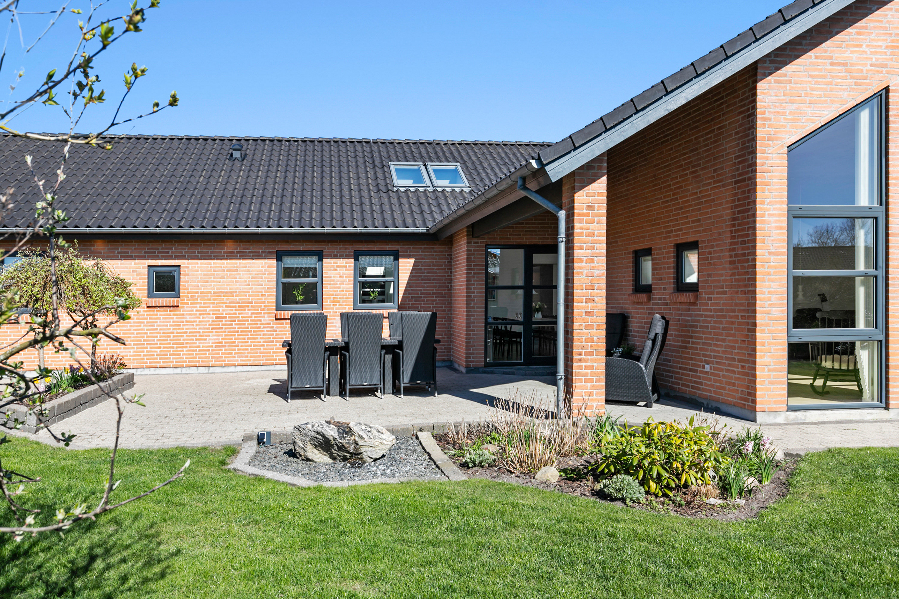 Fremhævet terrasse billede i fuldskærmstilstand. Billede af Rugmarken 172, 9690 Fjerritslev