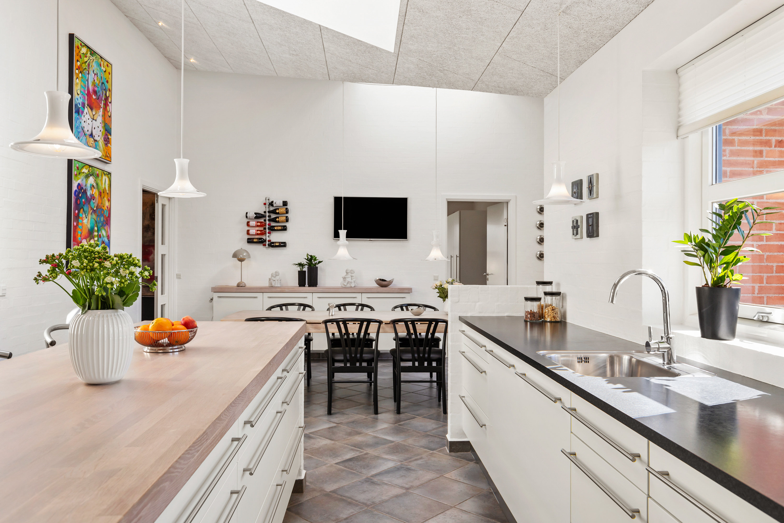 Fremhævet køkken billede i fuldskærmstilstand. Billede af Rugmarken 172, 9690 Fjerritslev