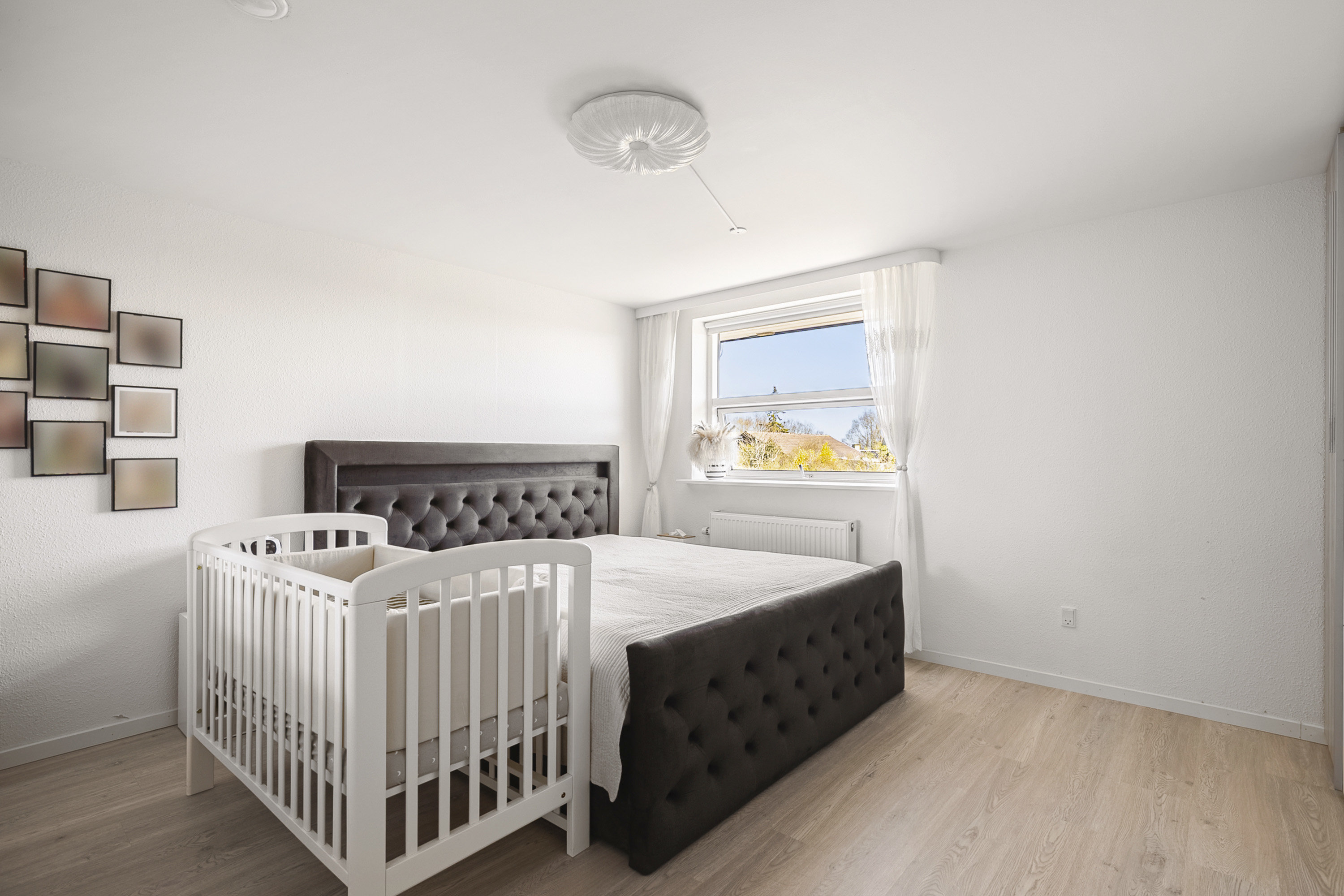 Fremhævet soveværelse billede i fuldskærmstilstand. Billede af Stenvænget 7, 5330 Munkebo