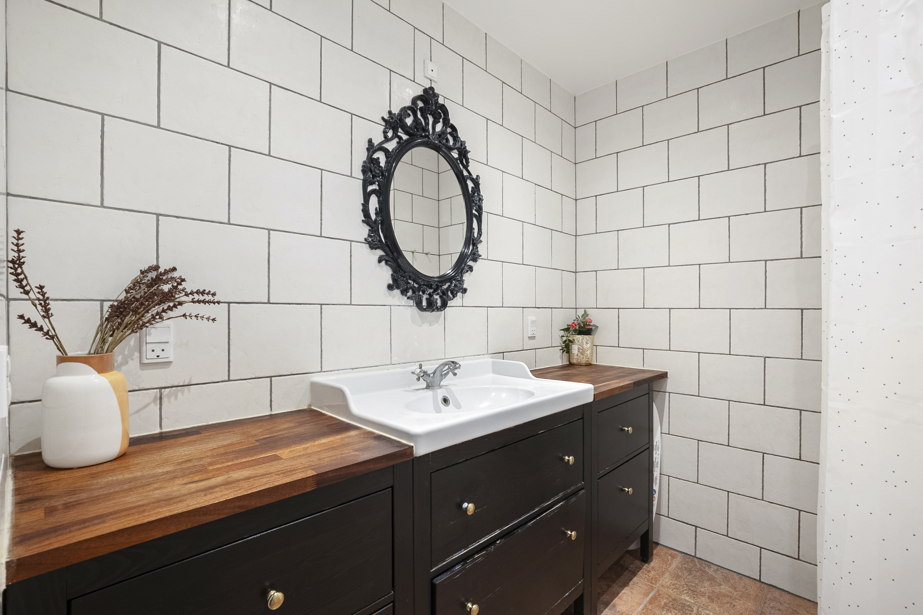 Fremhævet badeværelse billede i fuldskærmstilstand. Billede af Stenvænget 7, 5330 Munkebo