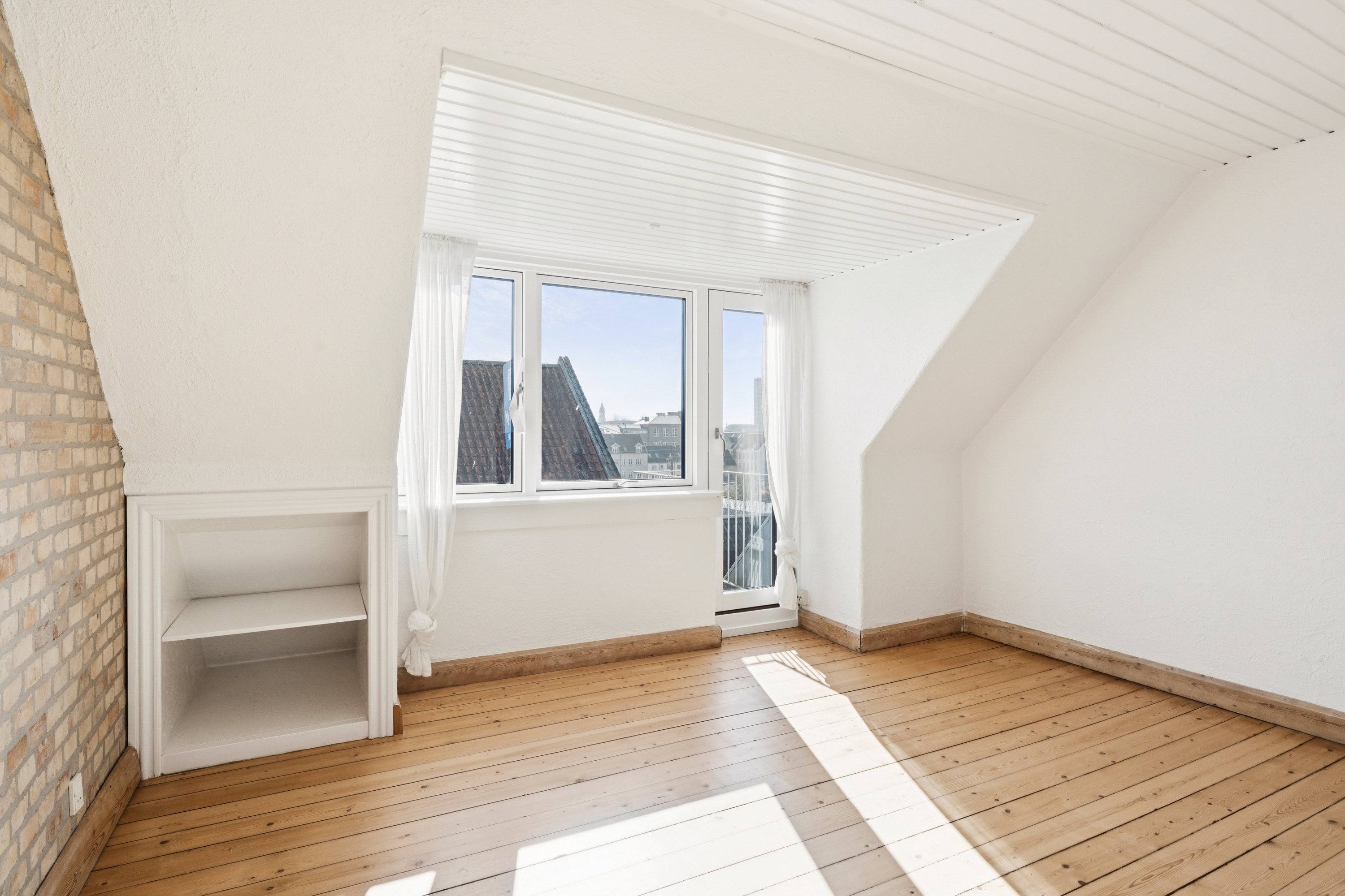 Fremhævet værelse billede i fuldskærmstilstand. Billede af Absalonsgade 23, 4. th., 9000 Aalborg