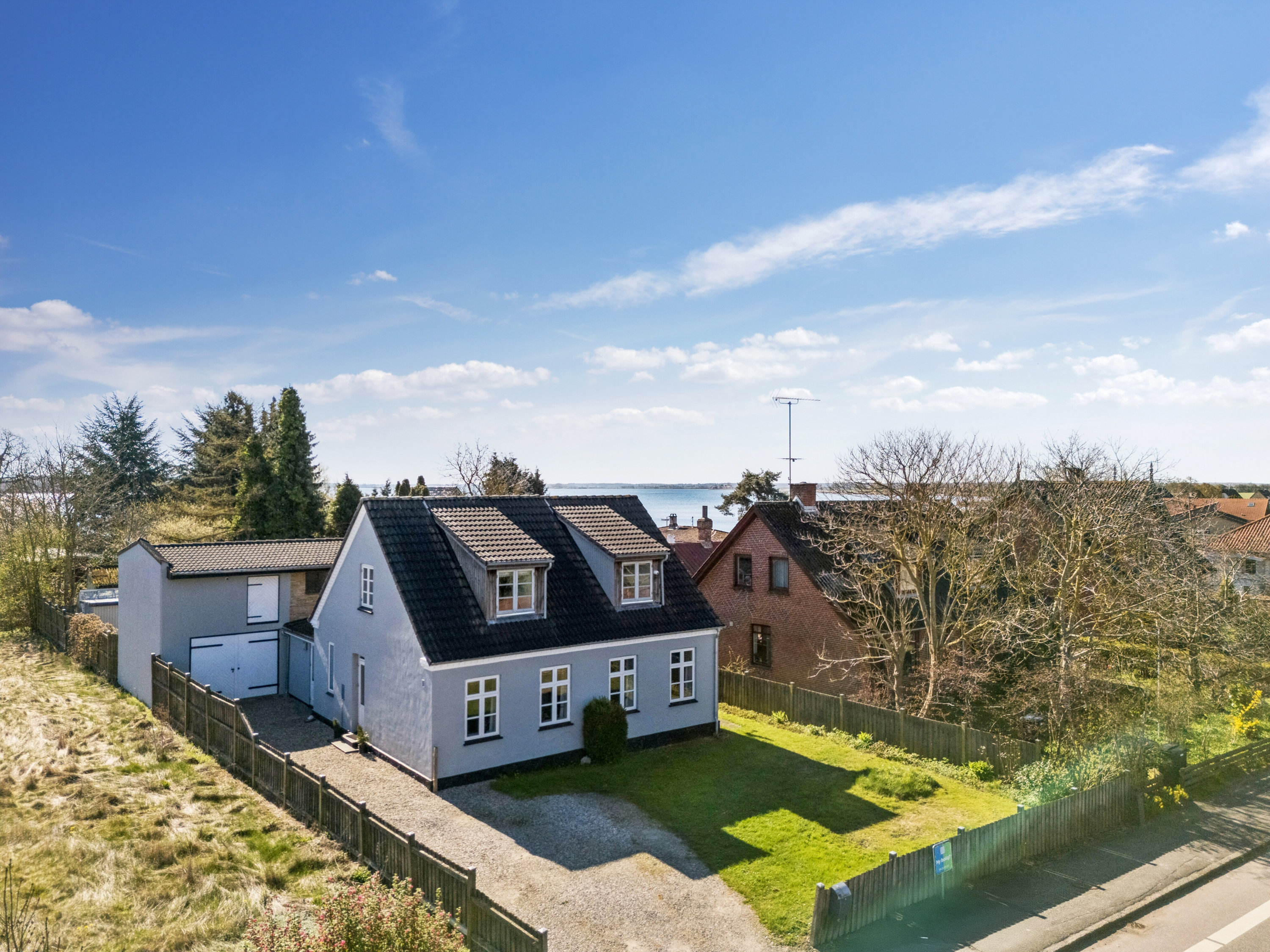 Fremhævet set fra haven billede i fuldskærmstilstand. Billede af Guldborgvej 282, Guldborg, 4862 Guldborg