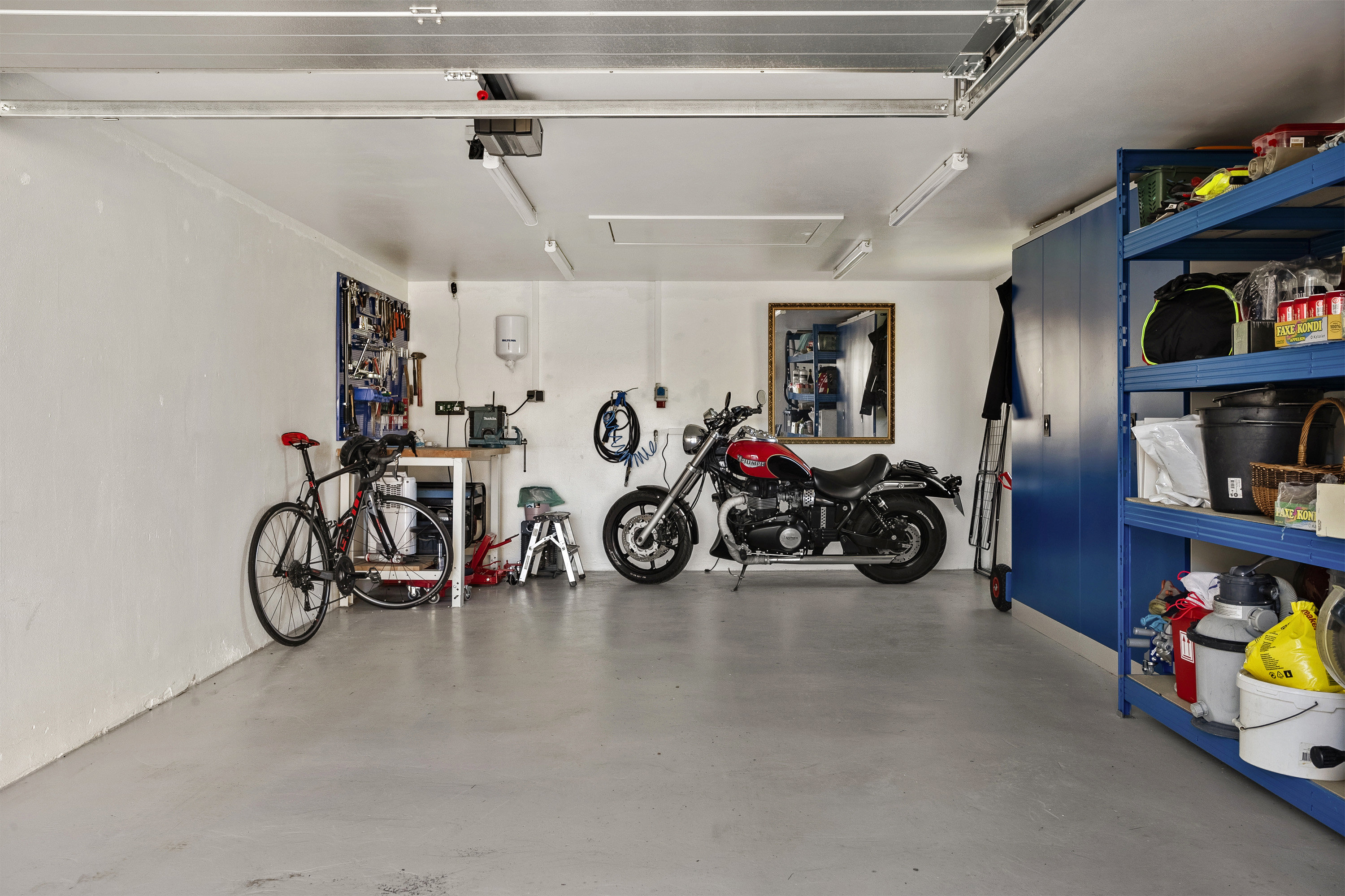 Fremhævet garage billede i fuldskærmstilstand. Billede af Bøgeparken 35, Forlev, 4241 Vemmelev