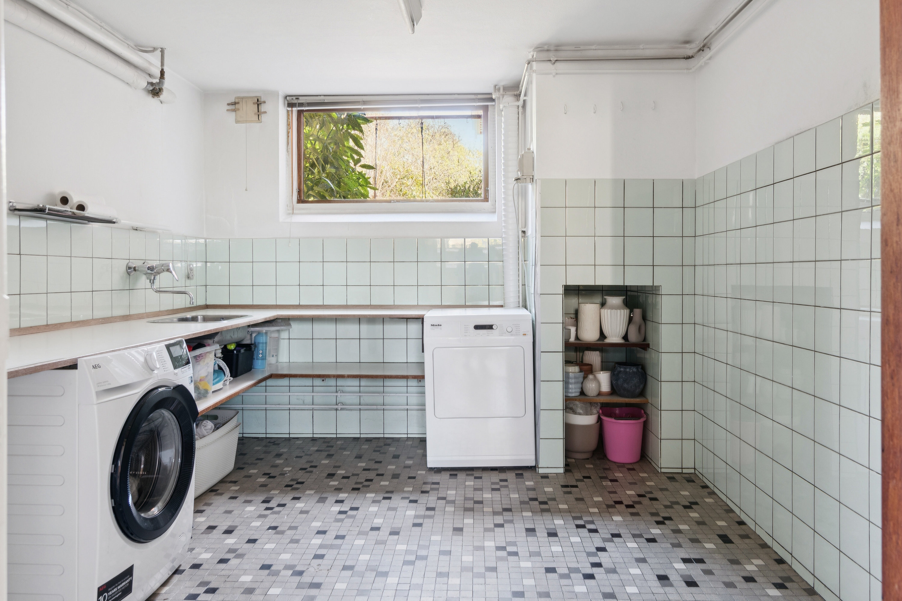 Fremhævet vaskerum billede i fuldskærmstilstand. Billede af Christian X's Vej 95, 8260 Viby J