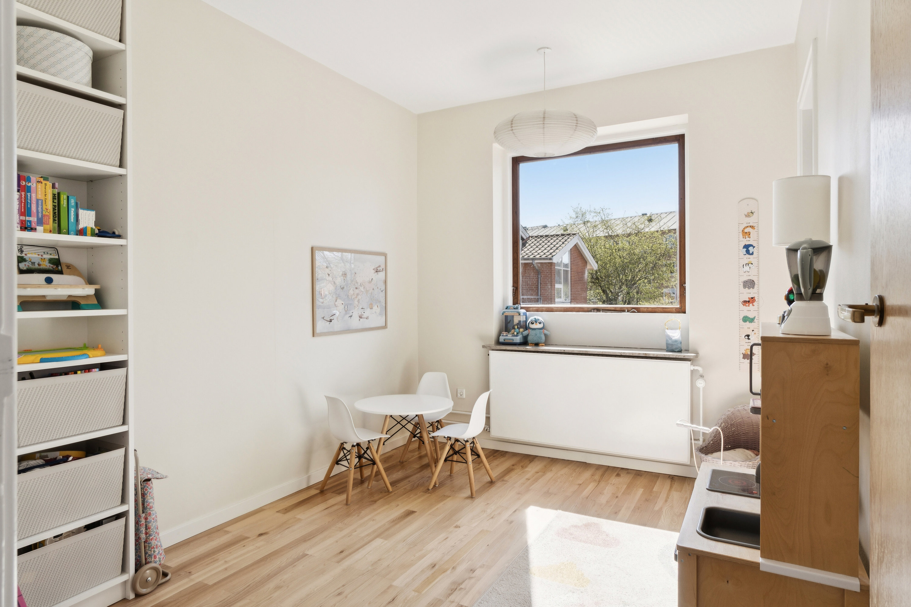 Fremhævet værelse billede i fuldskærmstilstand. Billede af Christian X's Vej 95, 8260 Viby J