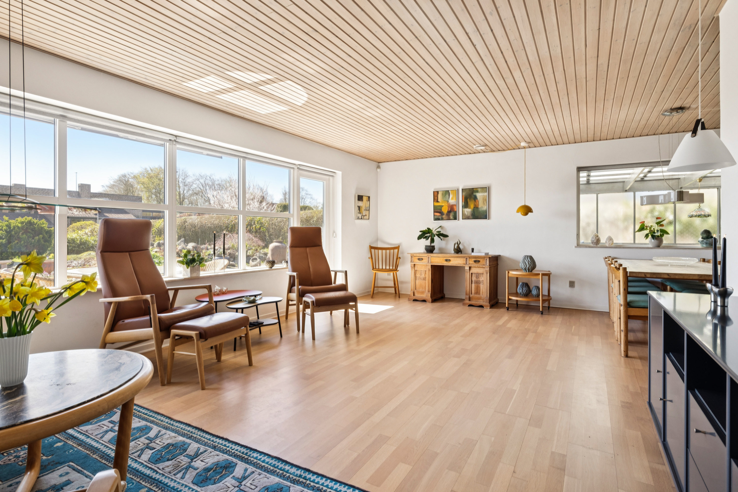 Fremhævet stue billede i fuldskærmstilstand. Billede af Rosenhøjvej 22, Ugelbølle, 8410 Rønde