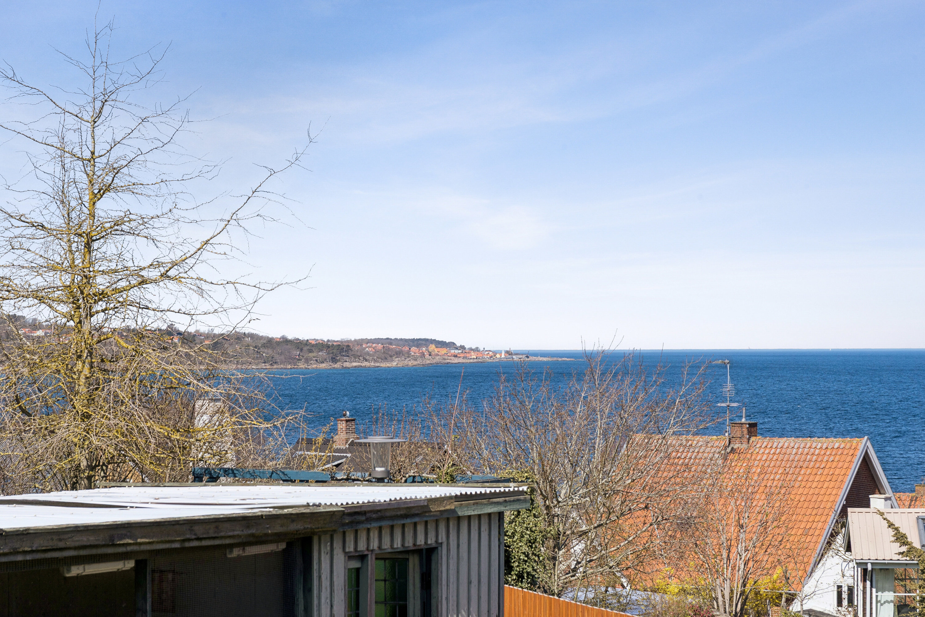 Fremhævet udendørs billede i fuldskærmstilstand. Billede af Buen 14, Tejn, 3770 Allinge