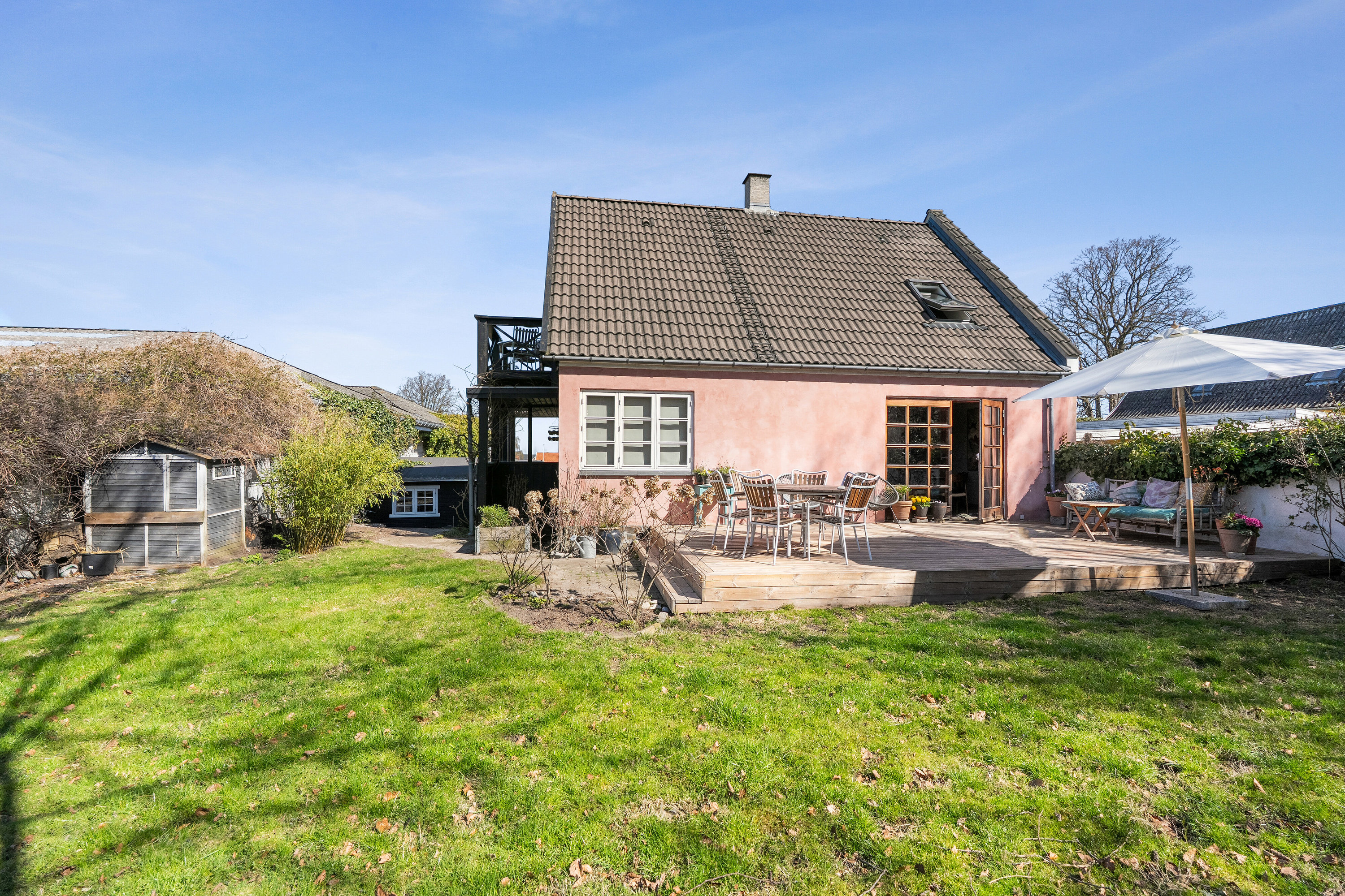 Fremhævet udendørs billede i fuldskærmstilstand. Billede af Johannes Ewalds Vej 4, 3100 Hornbæk