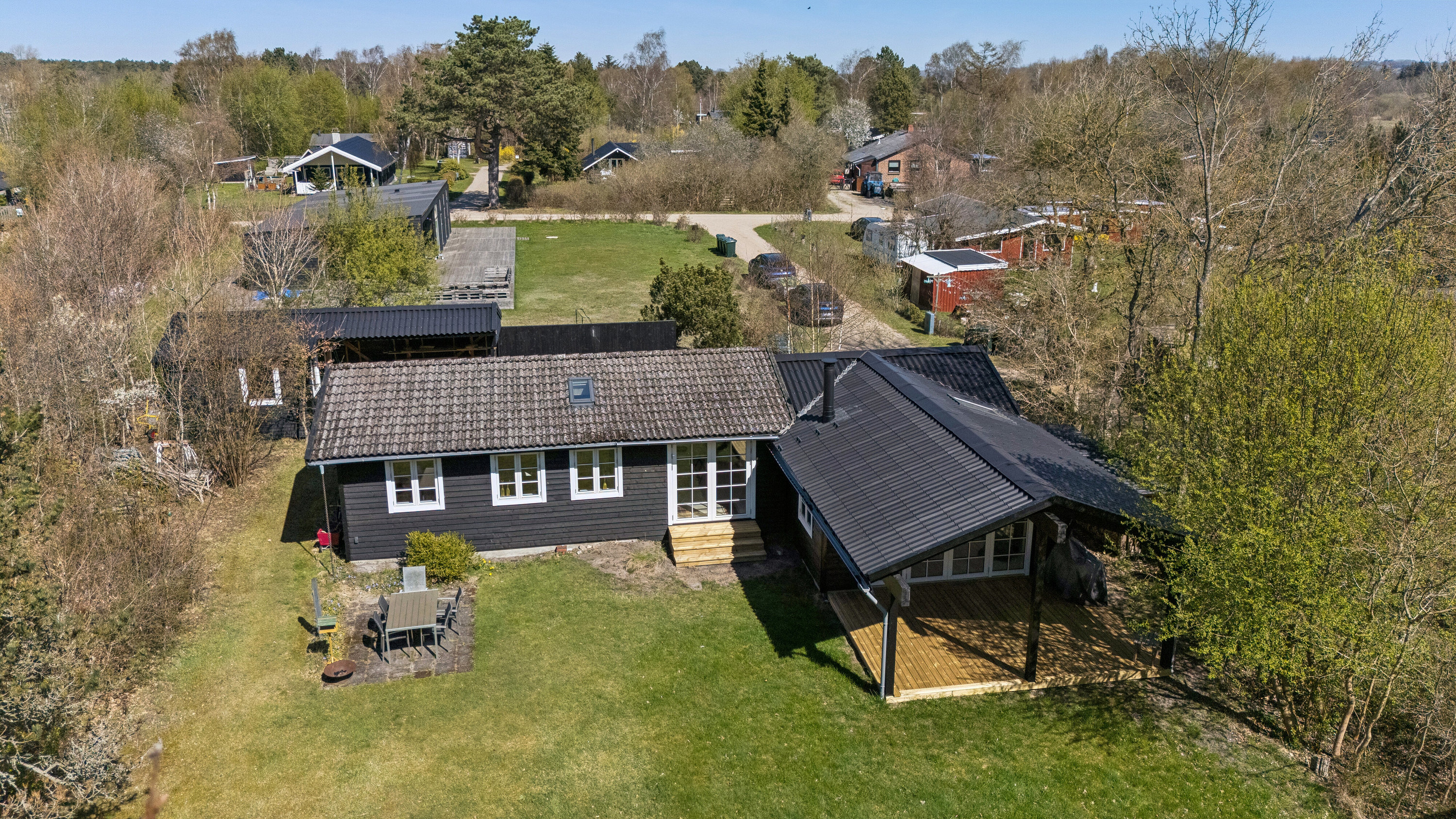 Fremhævet luftfoto billede i fuldskærmstilstand. Billede af Lars Petersvej 44, Ellinge Lyng, 4573 Højby