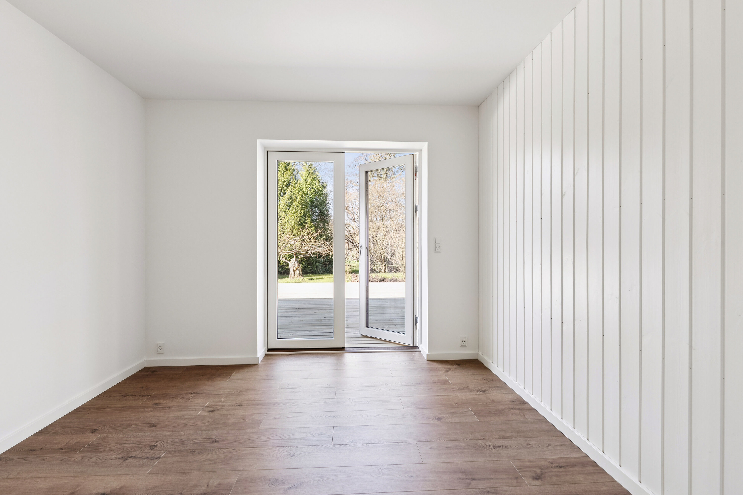 Fremhævet stue billede i fuldskærmstilstand. Billede af Åsvinget 40, 3120 Dronningmølle