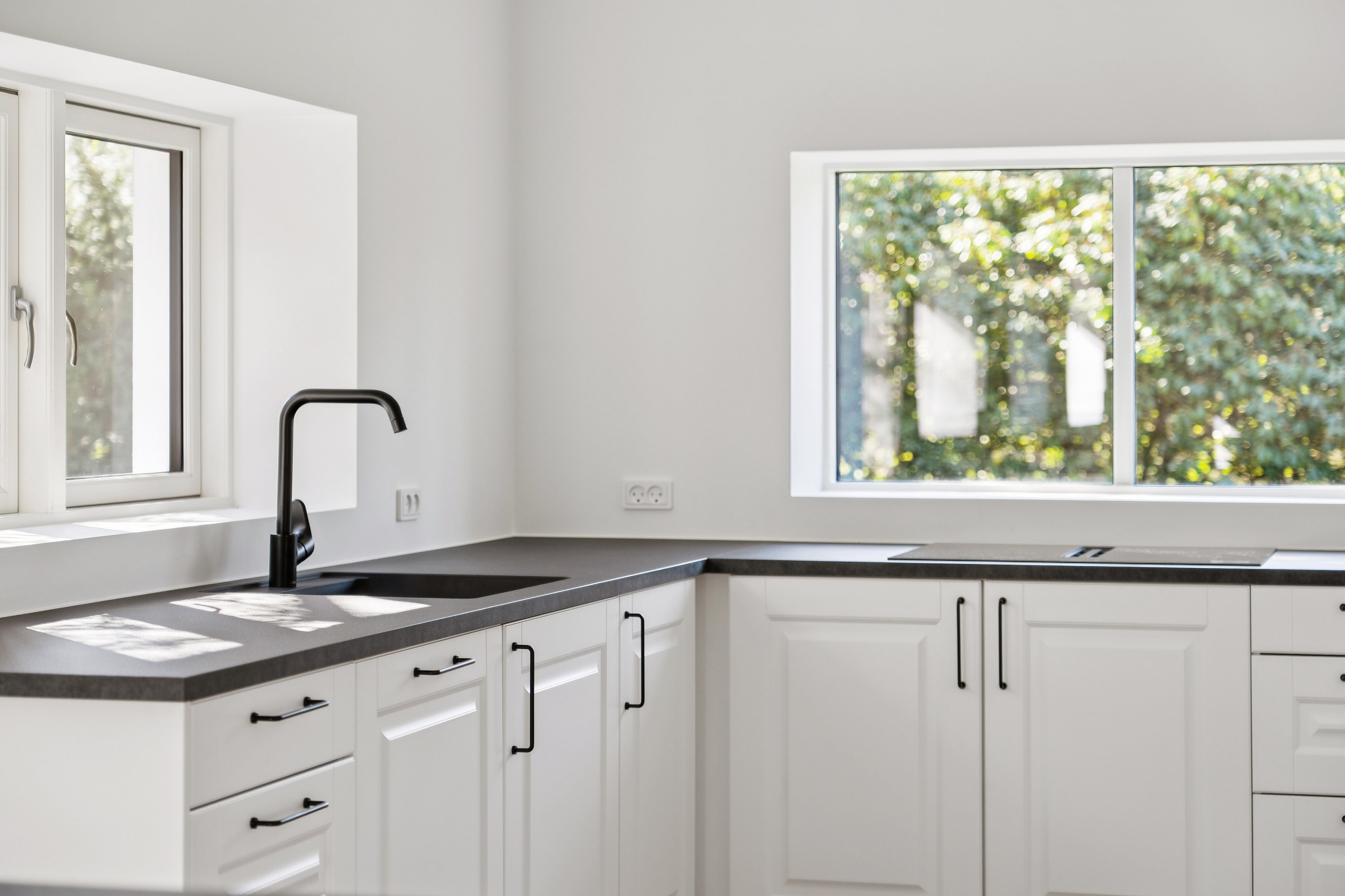 Fremhævet køkken billede i fuldskærmstilstand. Billede af Åsvinget 40, 3120 Dronningmølle