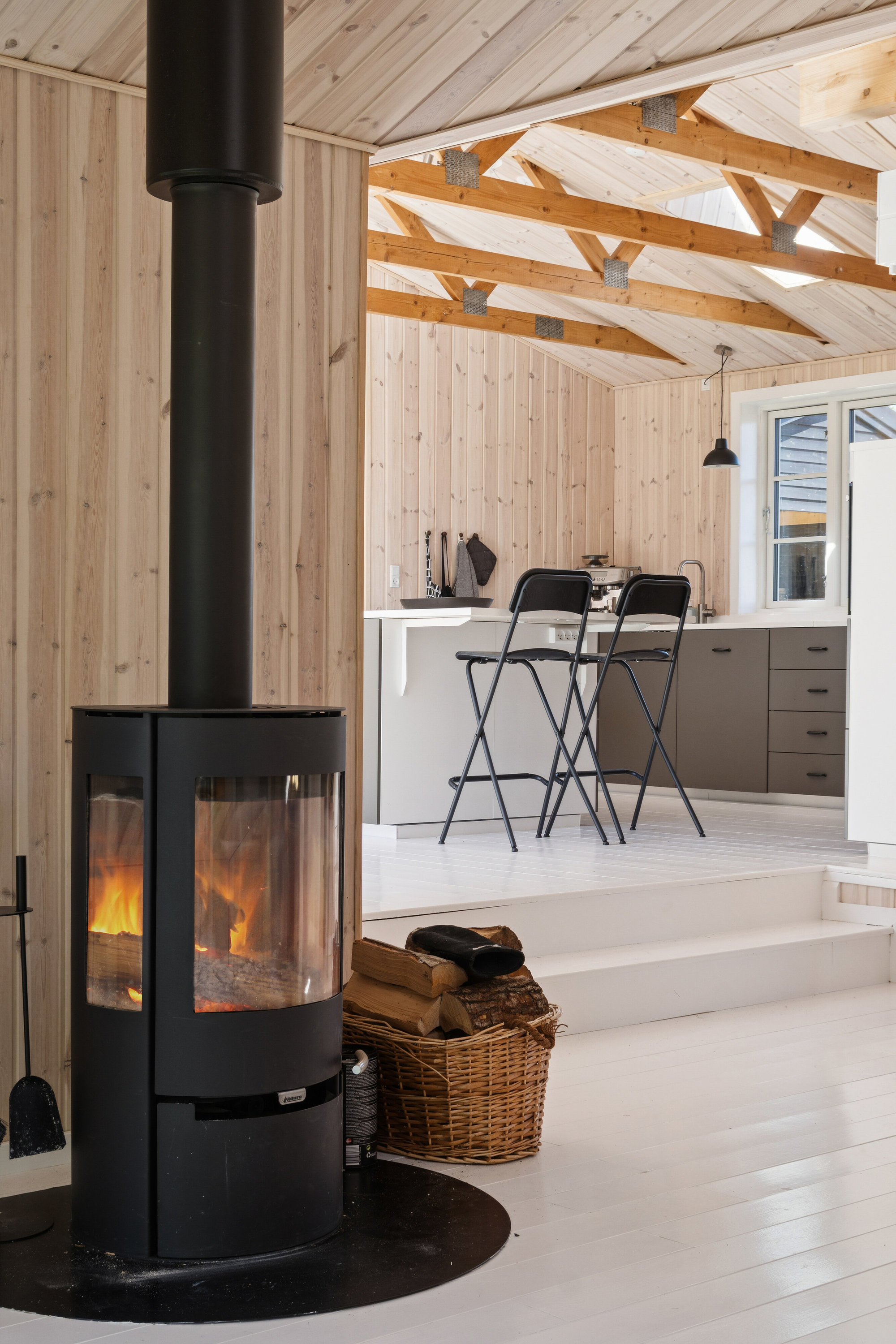 Fremhævet stue billede i fuldskærmstilstand. Billede af Lars Petersvej 44, Ellinge Lyng, 4573 Højby