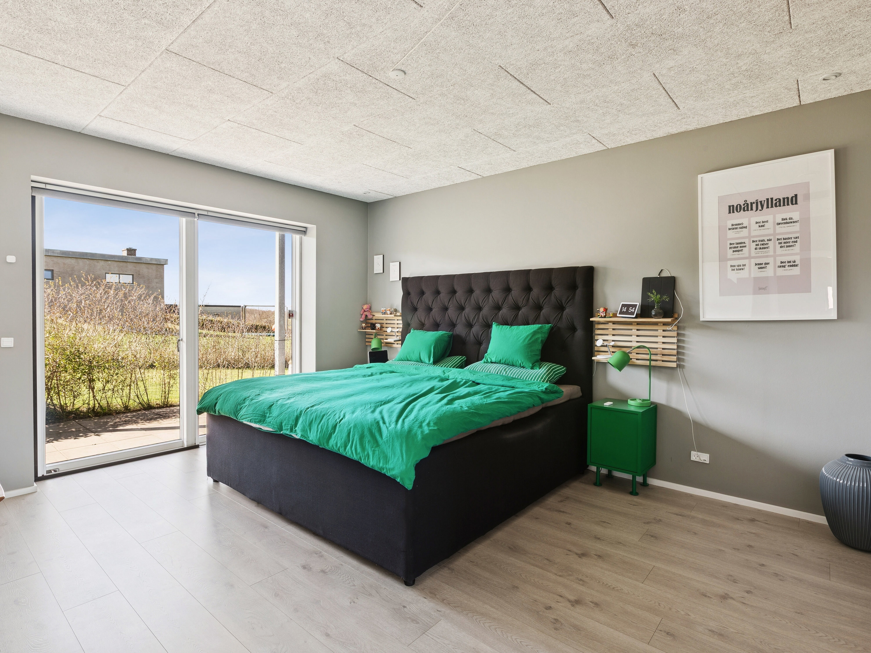 Fremhævet soveværelse billede i fuldskærmstilstand. Billede af Mølledalen 7, 9800 Hjørring
