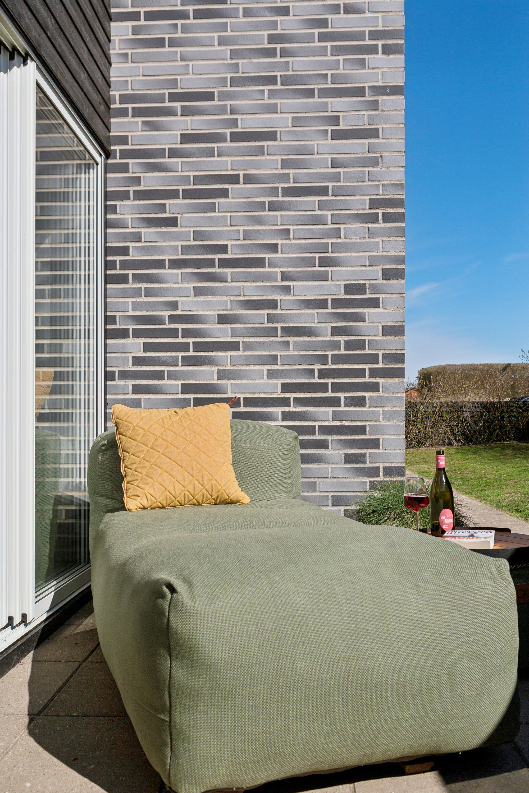 Fremhævet terrasse billede i fuldskærmstilstand. Billede af Mølledalen 7, 9800 Hjørring