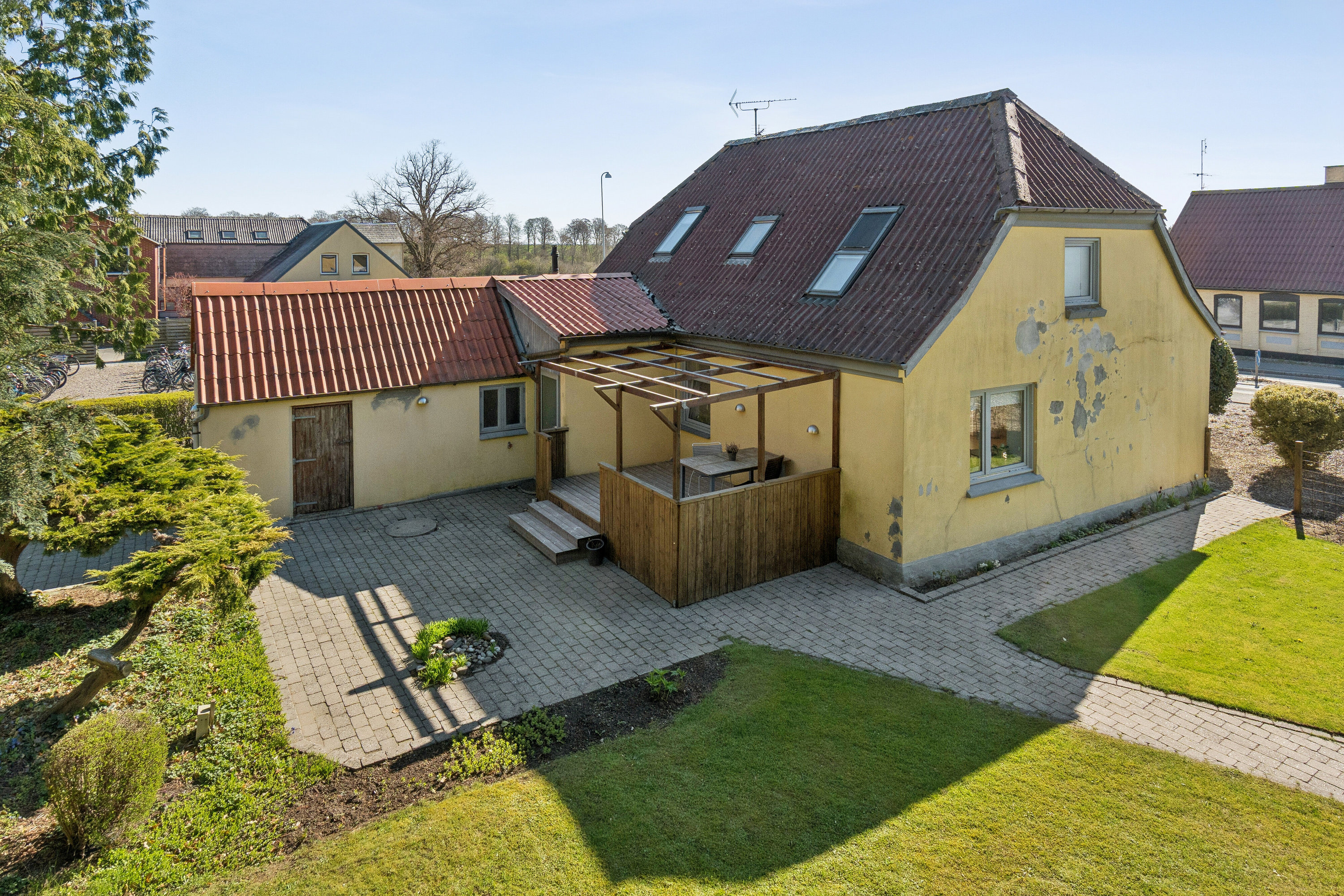 Fremhævet set fra vejen billede i fuldskærmstilstand. Billede af Nyborgvej 499, 5881 Skårup Fyn