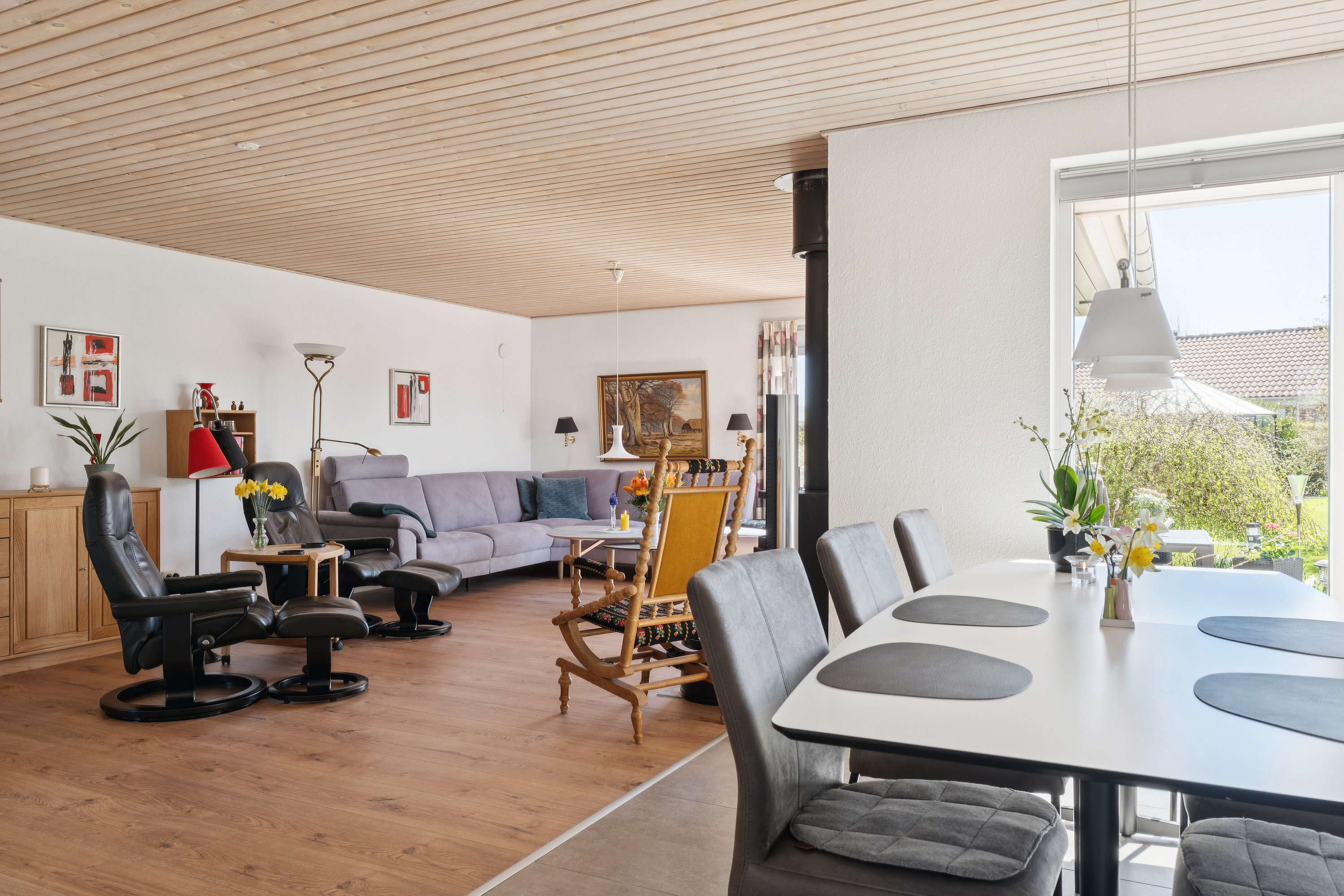 Fremhævet spisestue billede i fuldskærmstilstand. Billede af Tingstedet 55, 7190 Billund