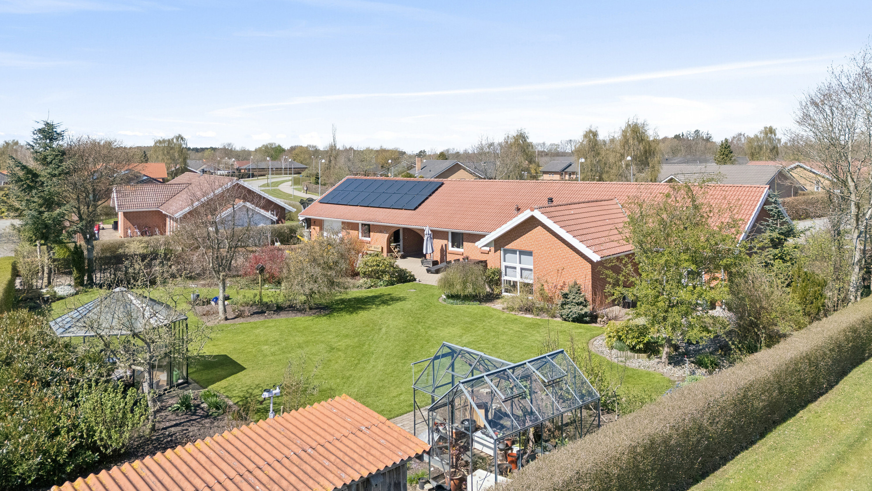 Fremhævet luftfoto billede i fuldskærmstilstand. Billede af Tingstedet 55, 7190 Billund