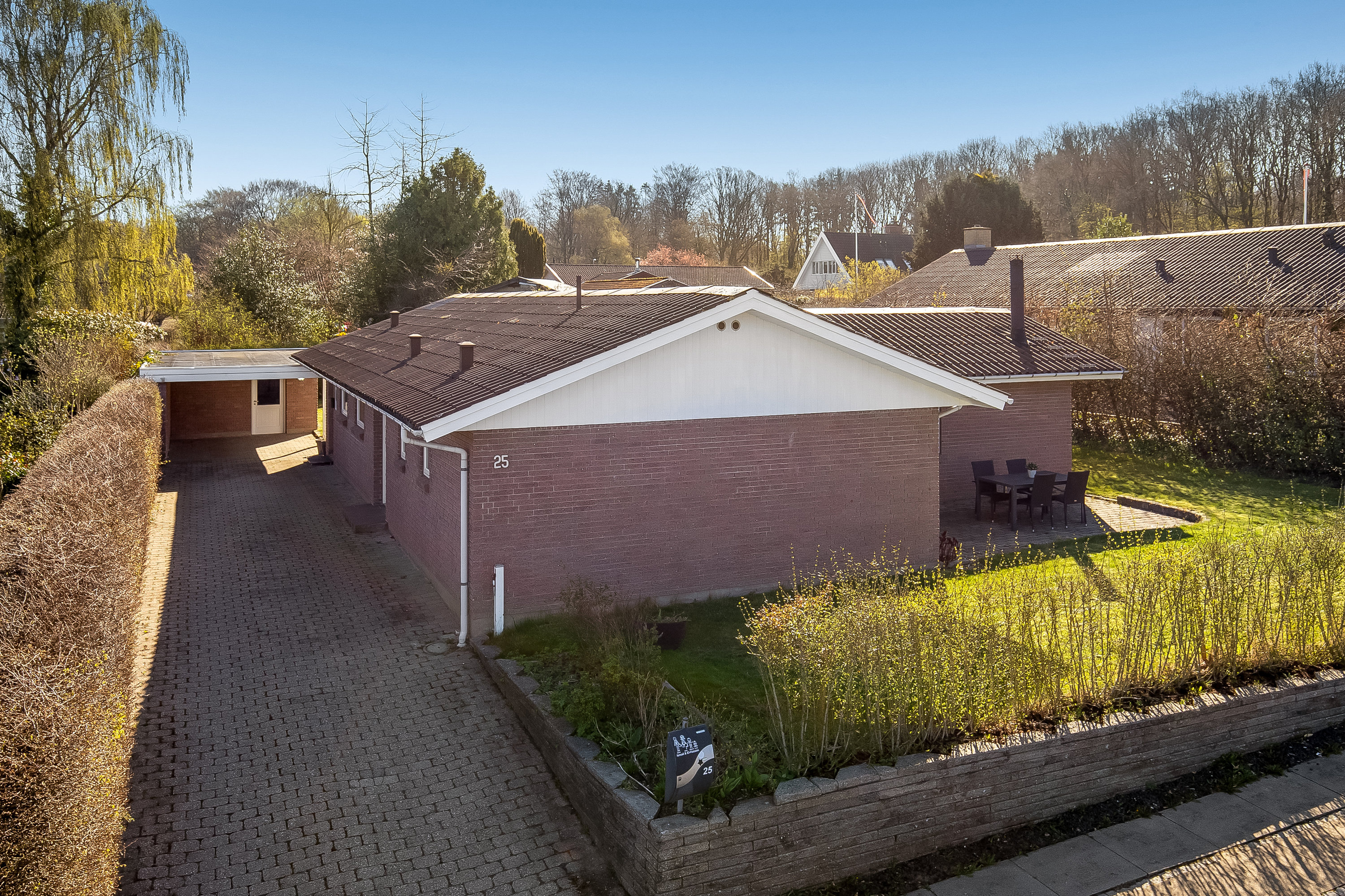 Fremhævet mastefoto billede i fuldskærmstilstand. Billede af Nørrediget 25, Nørremarken, 7100 Vejle