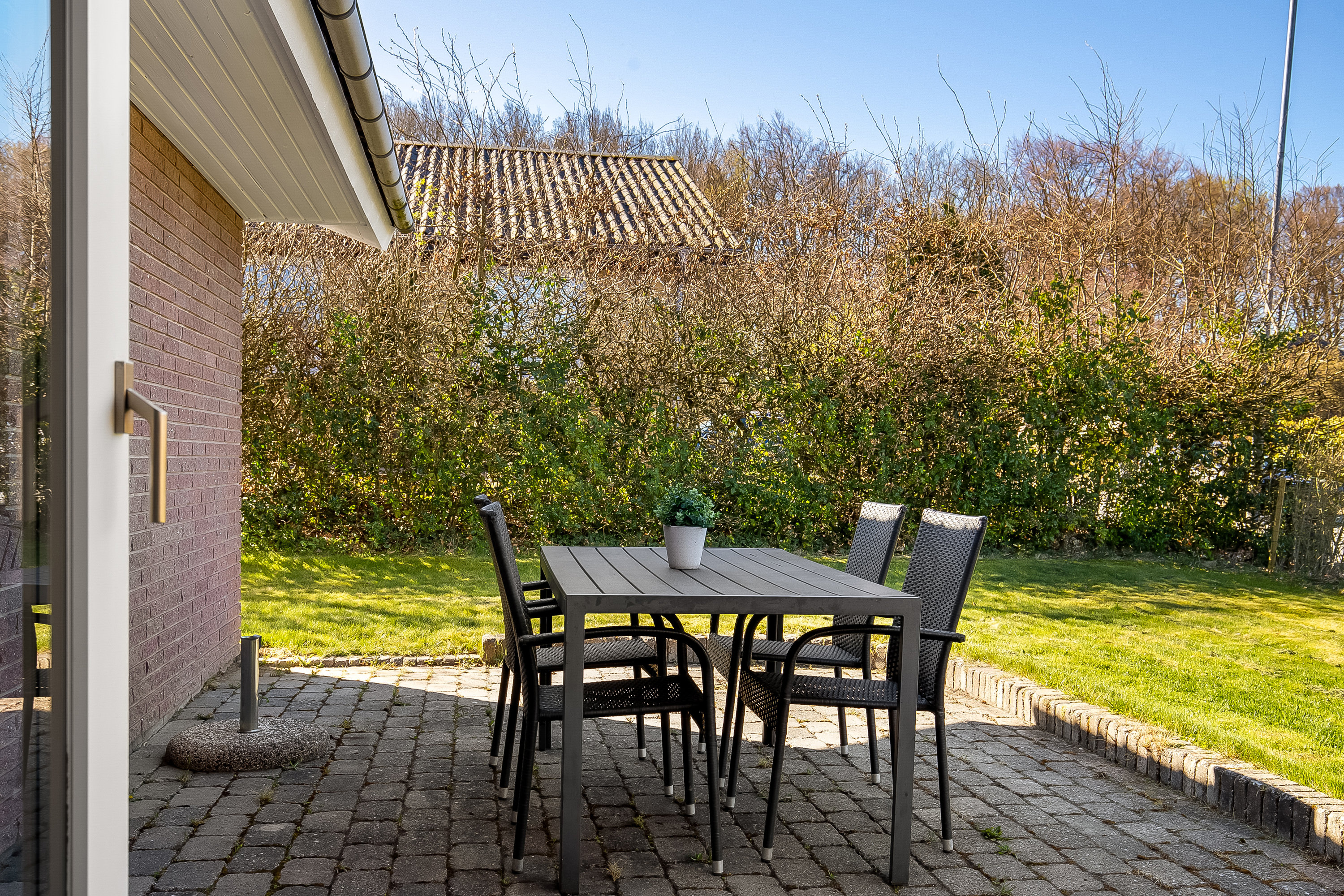 Fremhævet terrasse billede i fuldskærmstilstand. Billede af Nørrediget 25, Nørremarken, 7100 Vejle