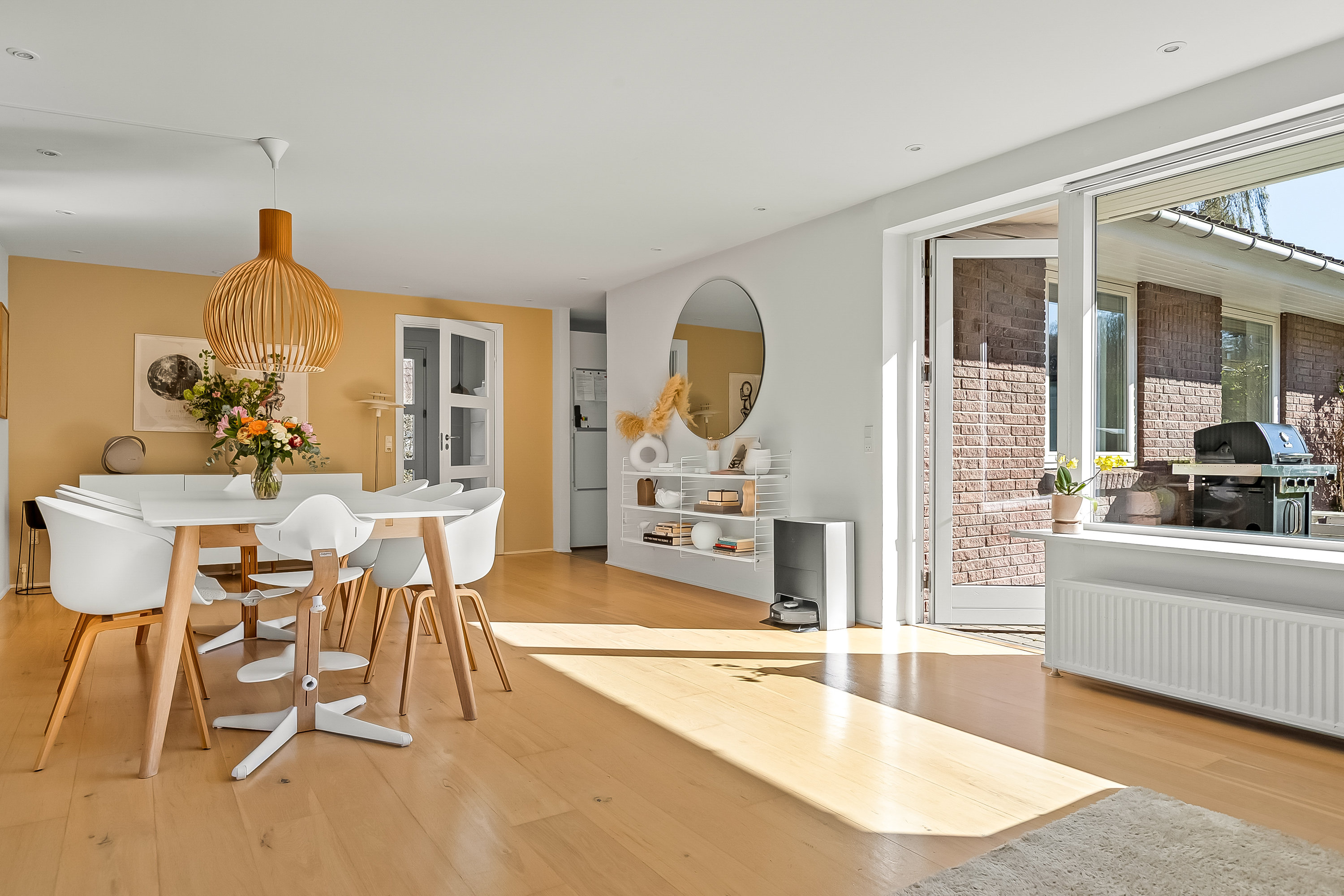 Fremhævet stue billede i fuldskærmstilstand. Billede af Nørrediget 25, Nørremarken, 7100 Vejle