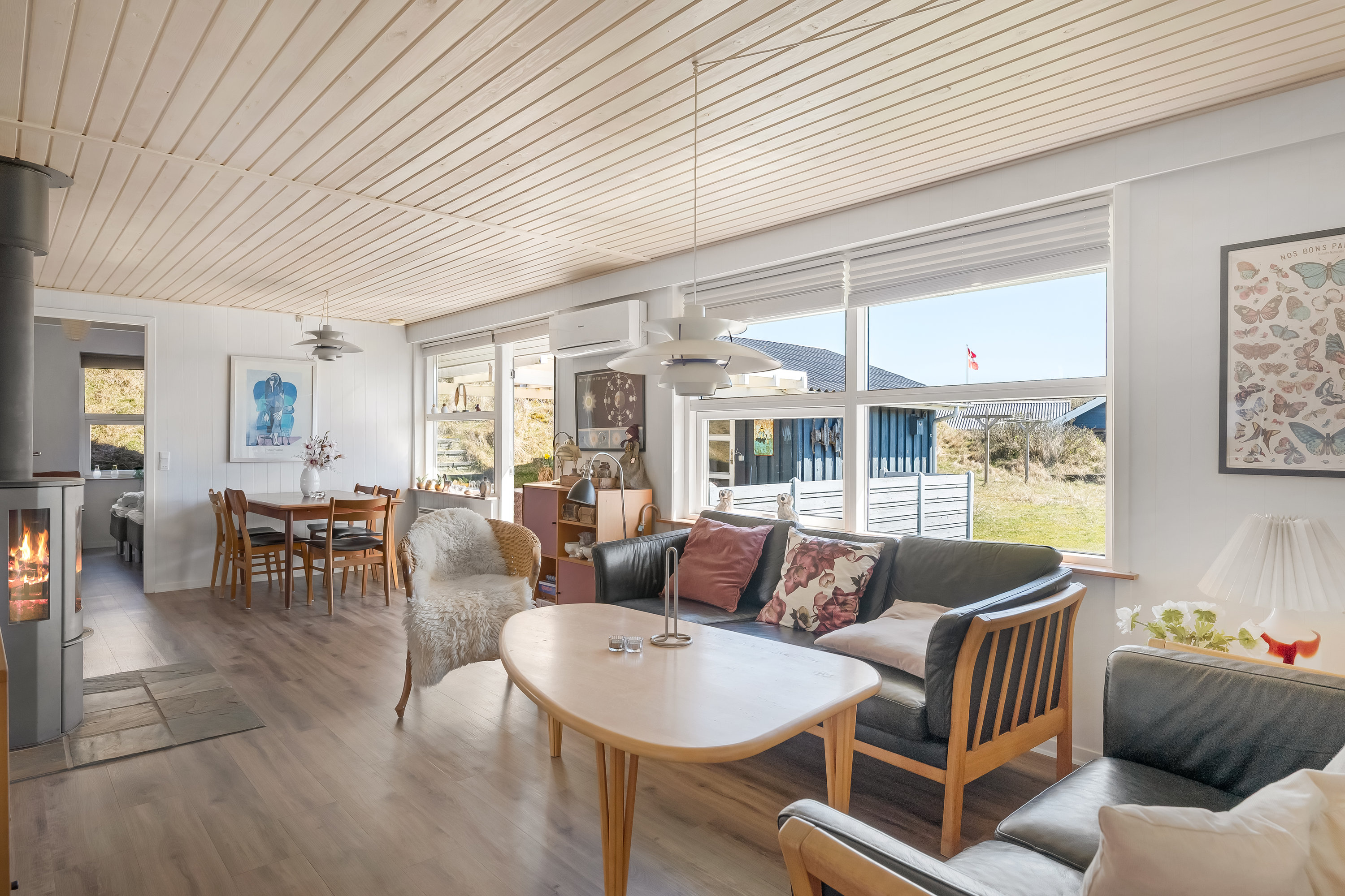 Fremhævet stue billede i fuldskærmstilstand. Billede af Lyngvej 34, Rindby Strand, 6720 Fanø