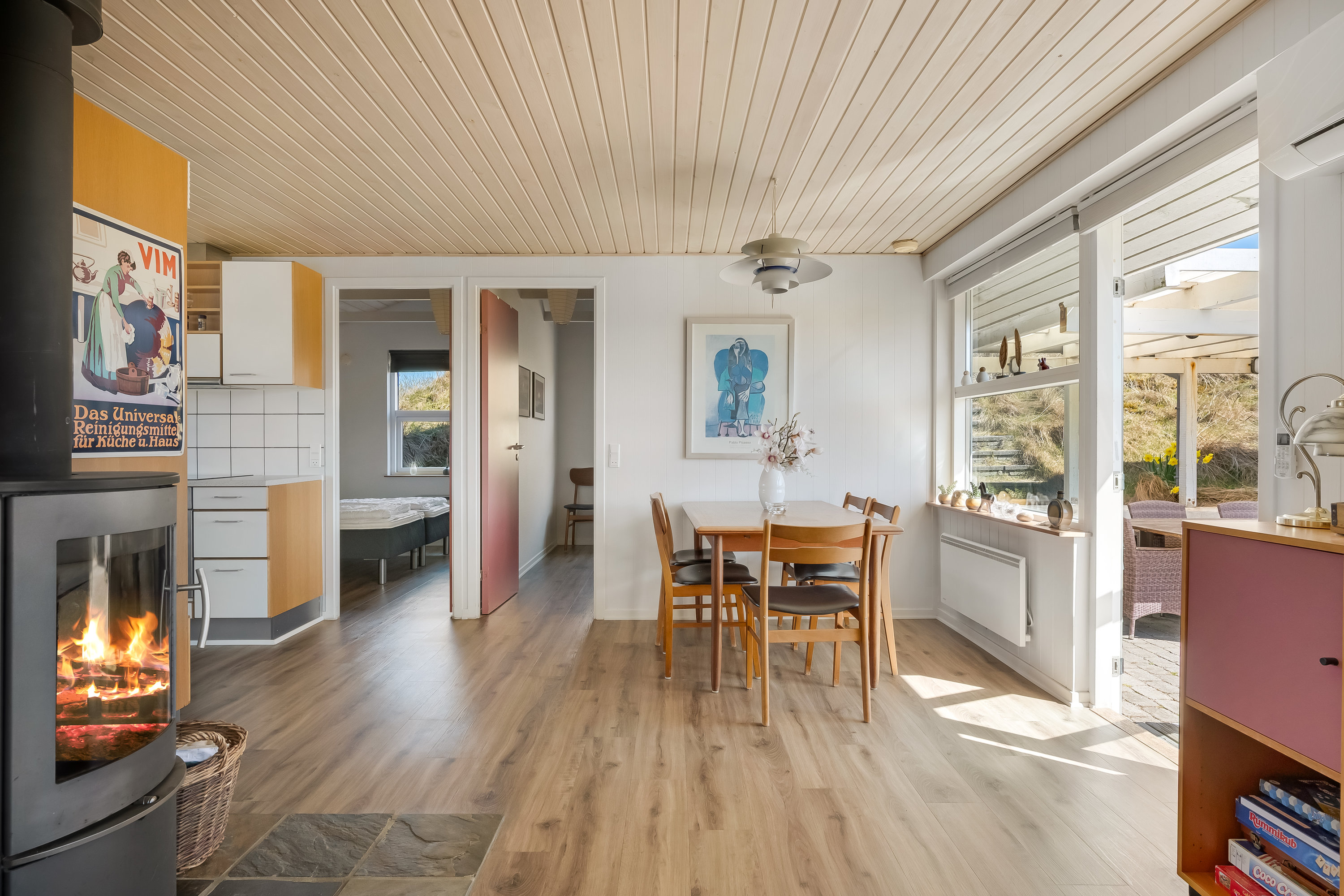 Fremhævet stue billede i fuldskærmstilstand. Billede af Lyngvej 34, Rindby Strand, 6720 Fanø