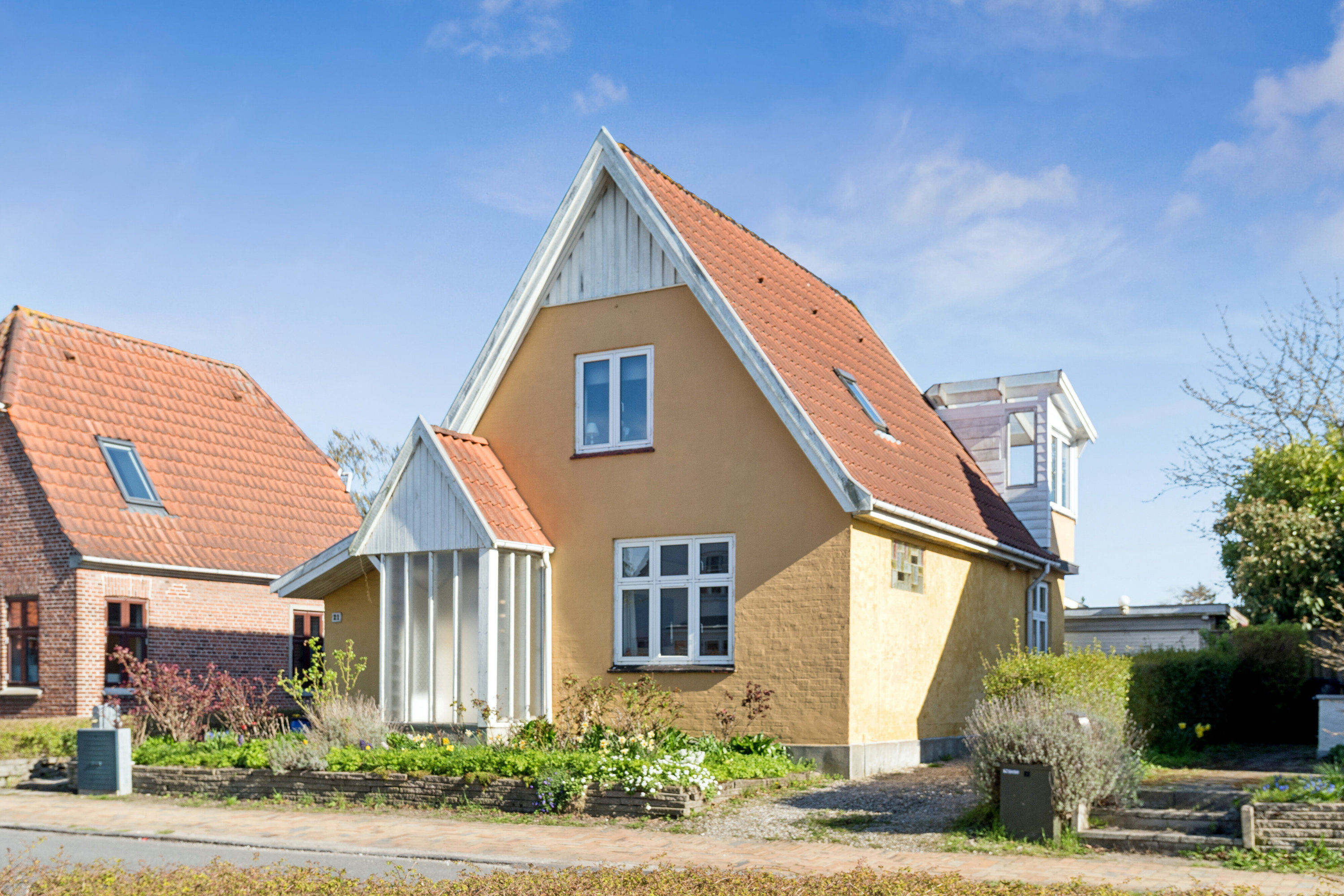 Fremhævet set fra haven billede i fuldskærmstilstand. Billede af Glentevej 21, 5000 Odense C