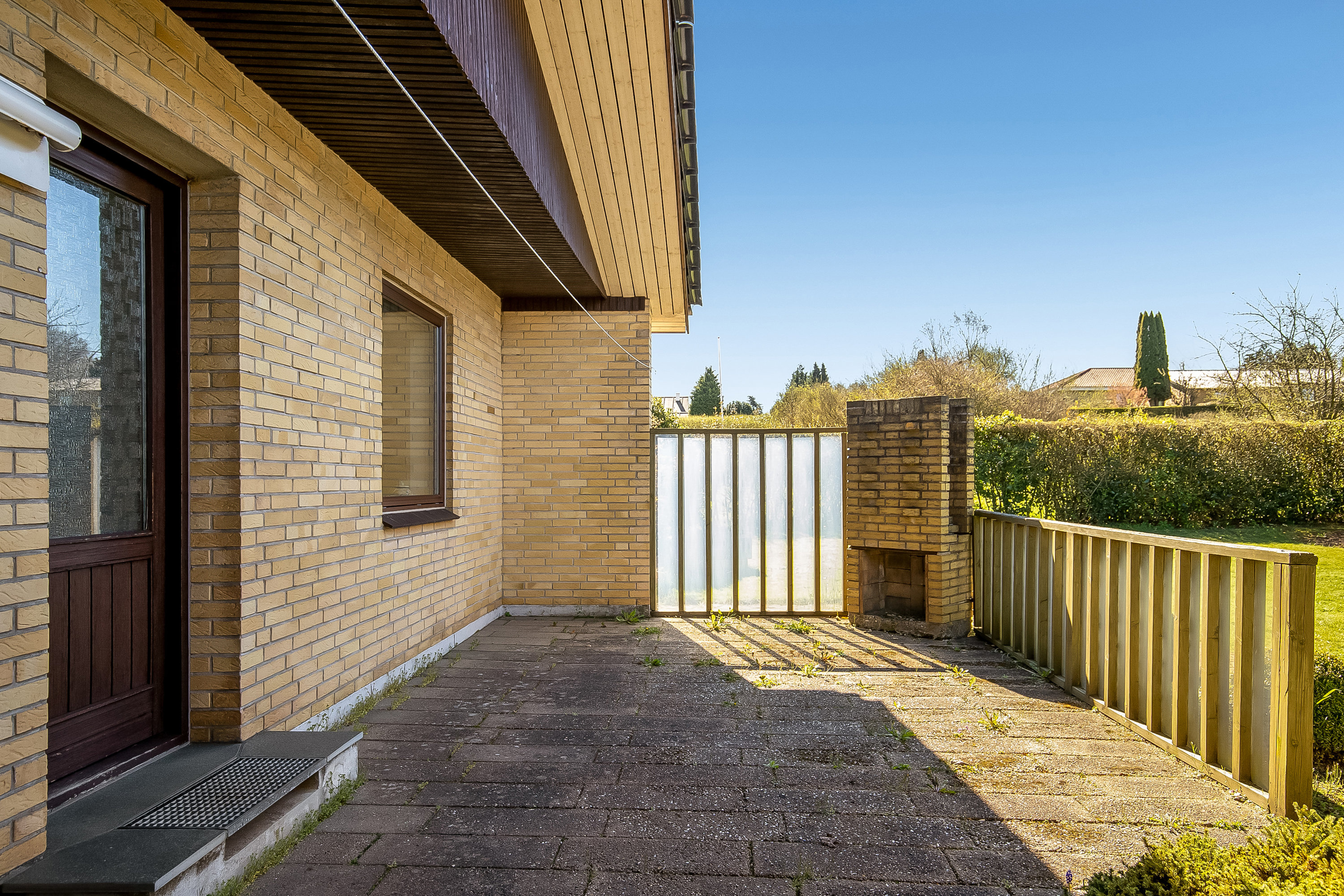 Fremhævet terrasse billede i fuldskærmstilstand. Billede af Erantisvej 23, Søndermarken, 7100 Vejle