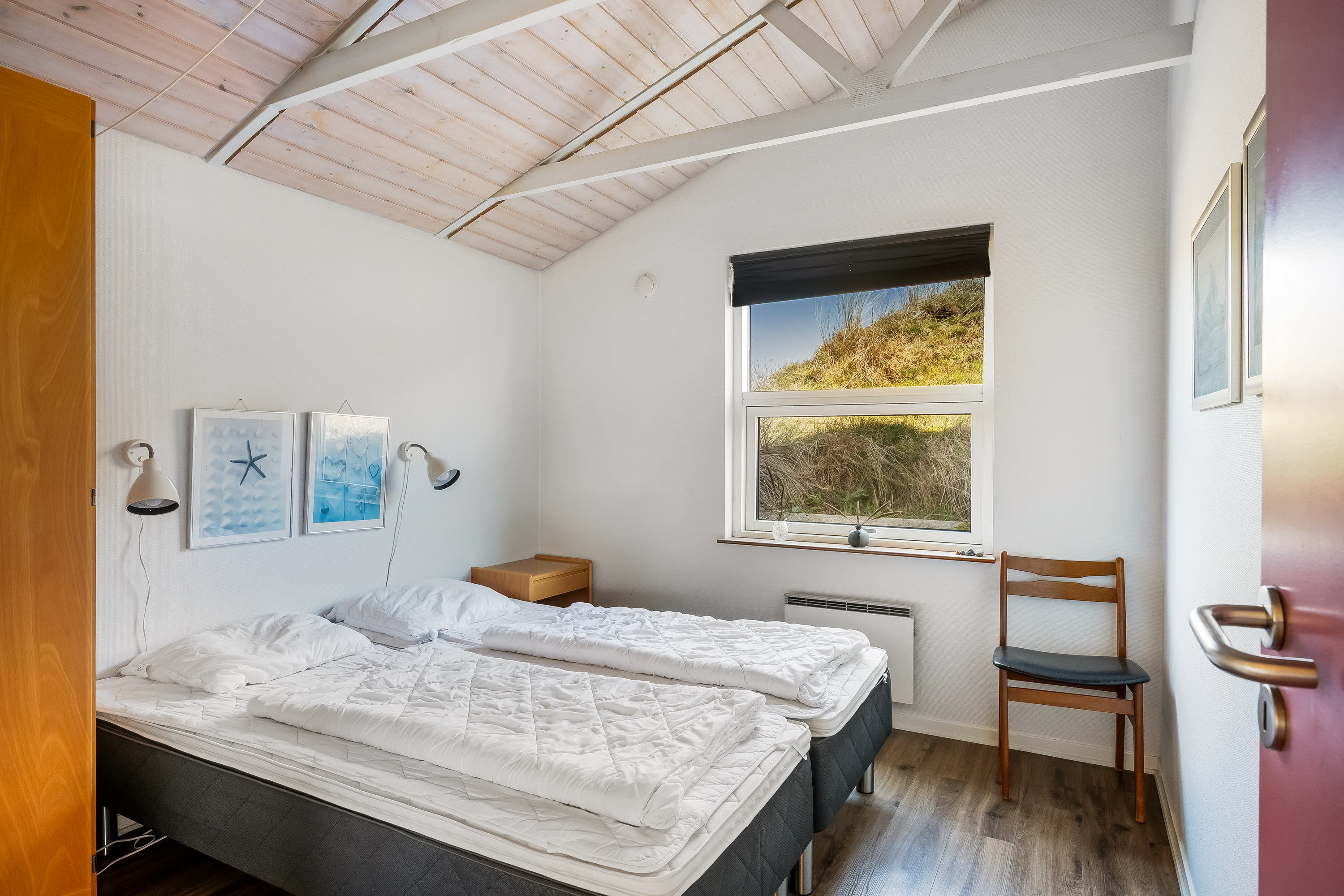 Fremhævet soveværelse billede i fuldskærmstilstand. Billede af Lyngvej 34, Rindby Strand, 6720 Fanø