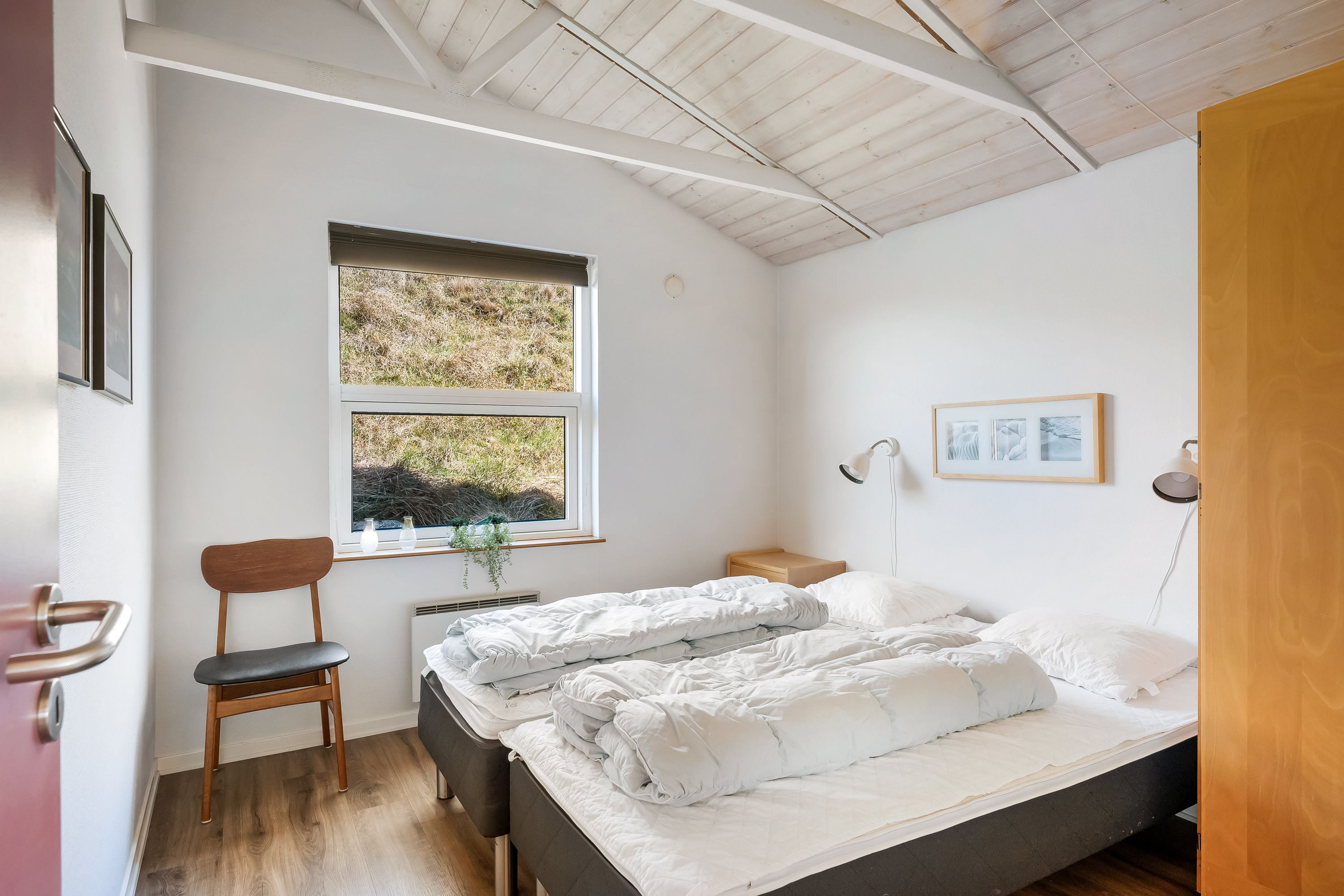 Fremhævet soveværelse billede i fuldskærmstilstand. Billede af Lyngvej 34, Rindby Strand, 6720 Fanø