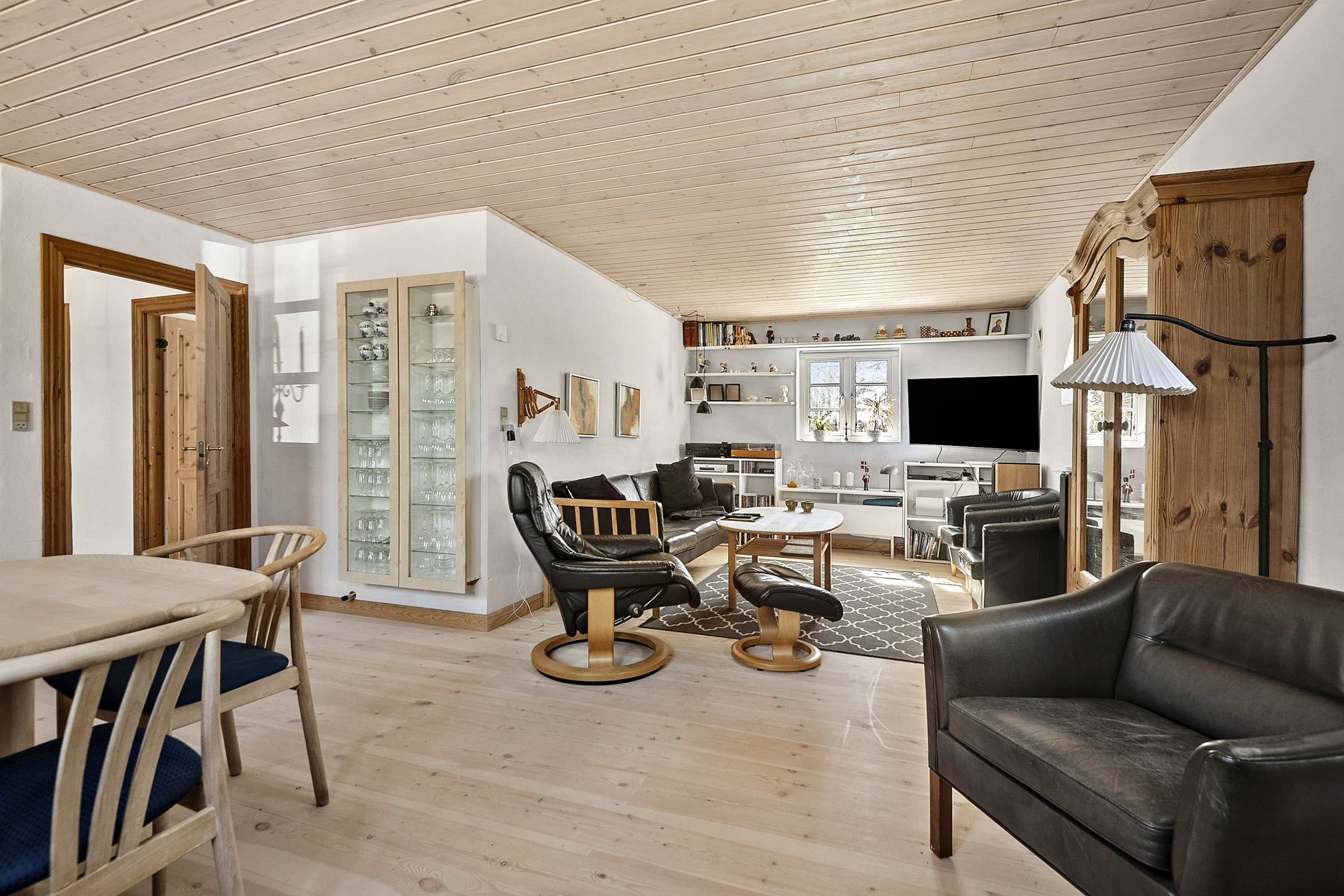 Fremhævet stue billede i fuldskærmstilstand. Billede af Præstebrovej 33, Fåborg, 6818 Årre