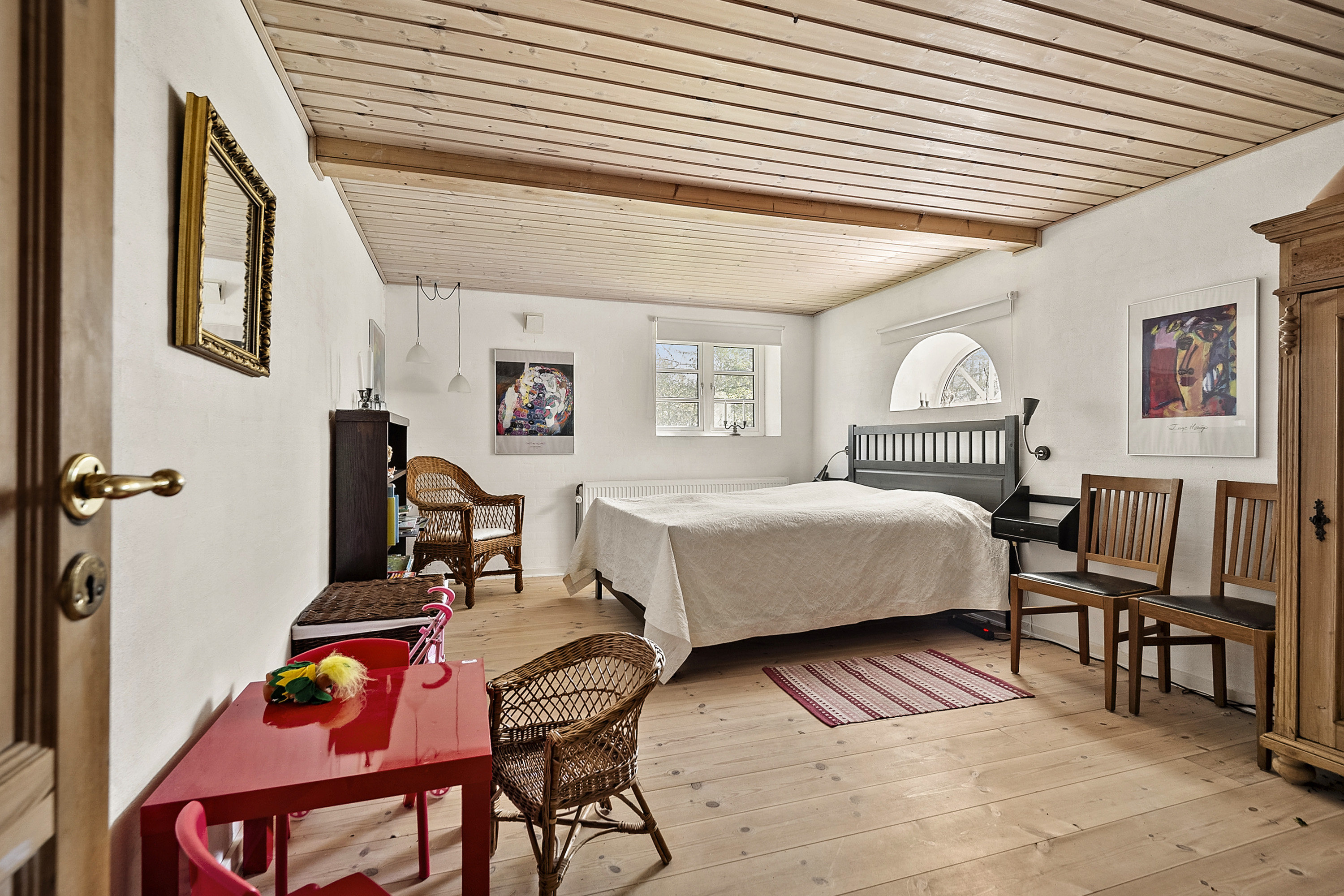 Fremhævet soveværelse billede i fuldskærmstilstand. Billede af Præstebrovej 33, Fåborg, 6818 Årre