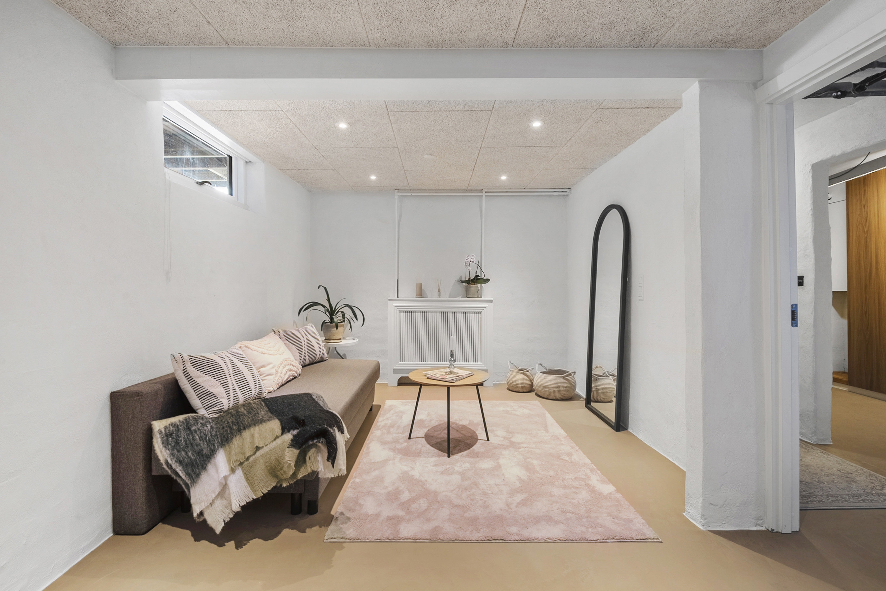 Fremhævet stue billede i fuldskærmstilstand. Billede af Stellas Alle 32, 6715 Esbjerg N