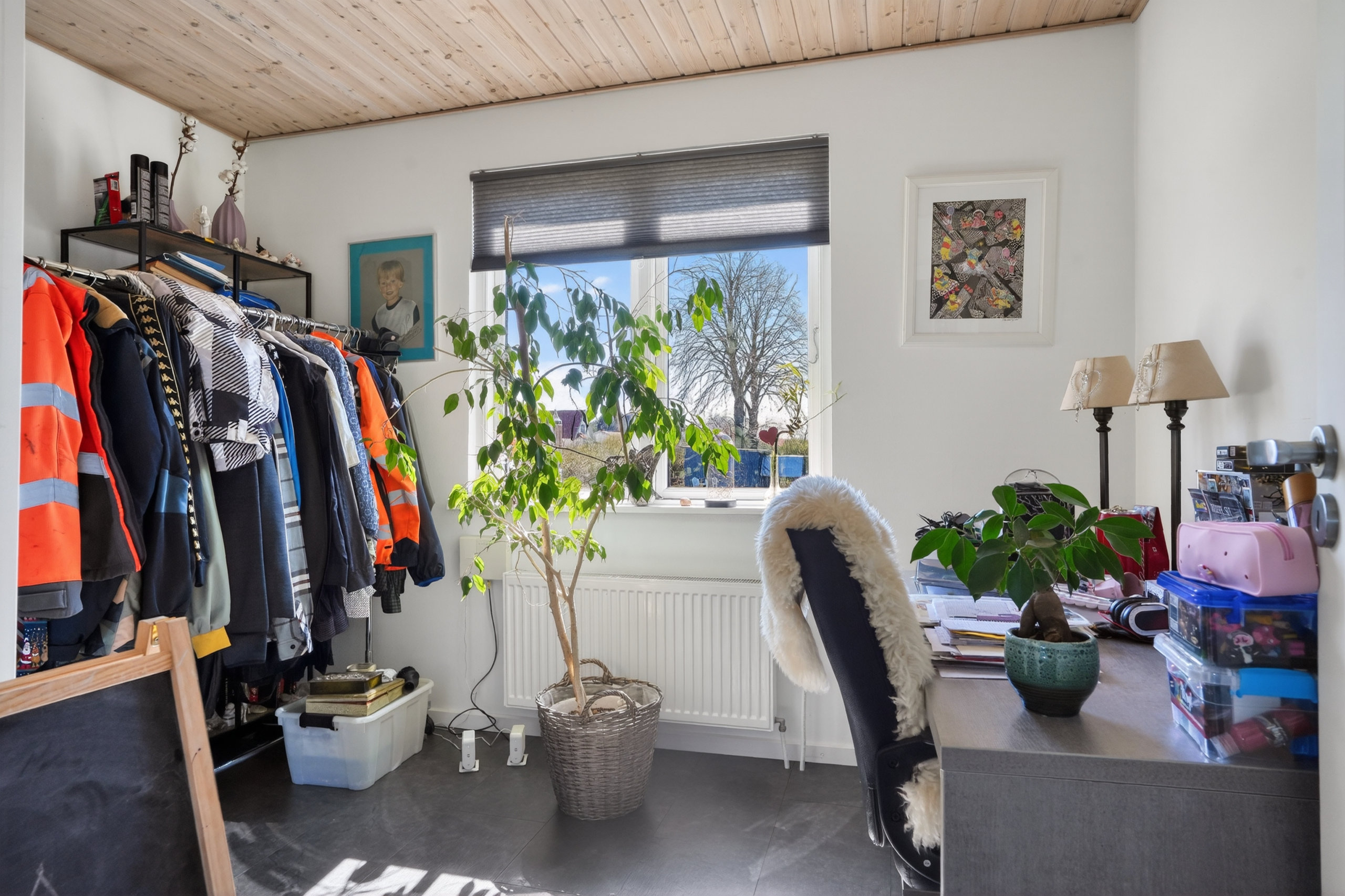 Fremhævet værelse billede i fuldskærmstilstand. Billede af Roskildevej 206, Ll. Grandløse, 4300 Holbæk