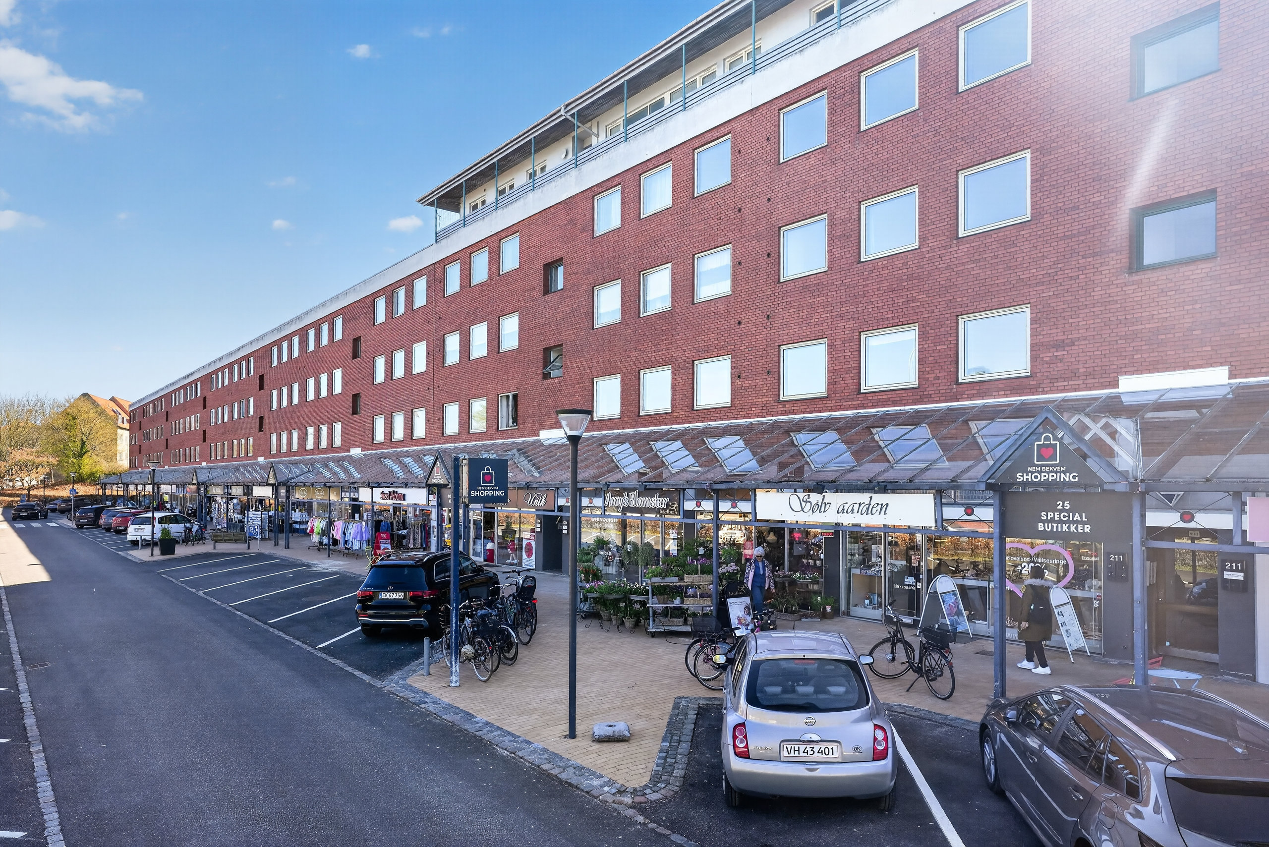 Fremhævet ejendommen billede i fuldskærmstilstand. Billede af Søborg Hovedgade 209, 2. 2., 2860 Søborg