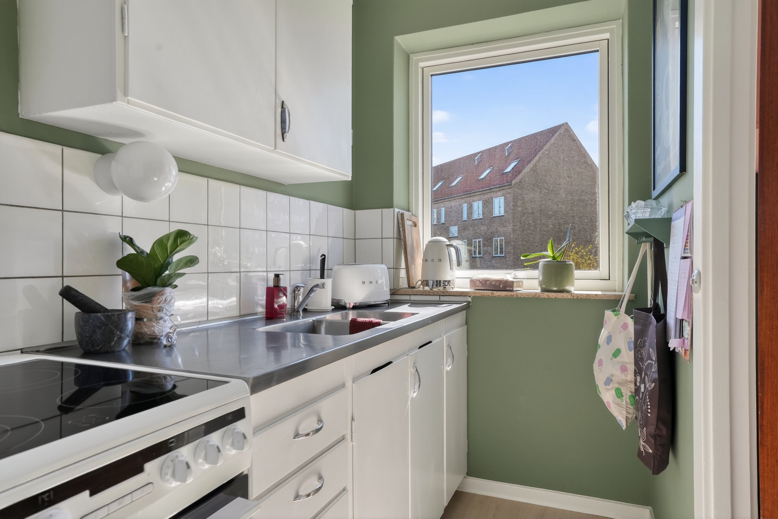 Fremhævet køkken billede i fuldskærmstilstand. Billede af Søborg Hovedgade 209, 2. 2., 2860 Søborg