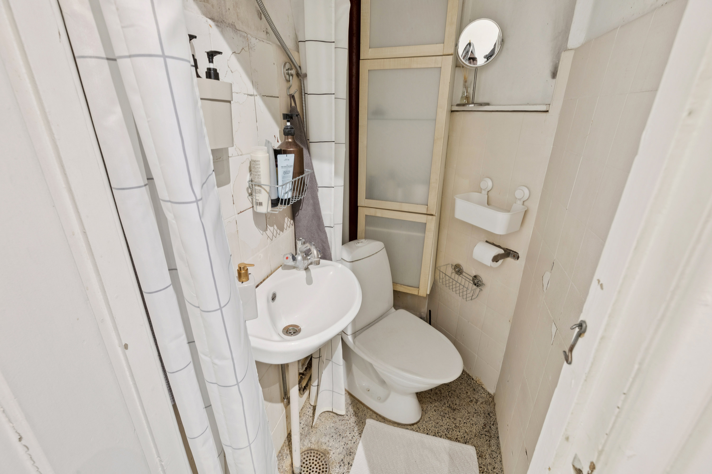 Fremhævet badeværelse billede i fuldskærmstilstand. Billede af Markskellet 1, st.. tv., 2720 Vanløse